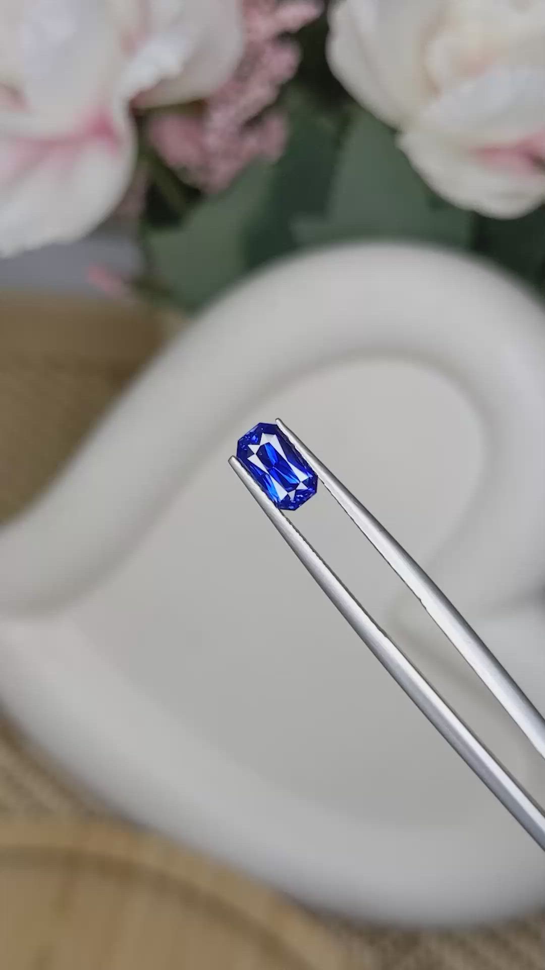1.31 Ct. Blue Sapphire from Ceylon (Sri Lanka) Size Video