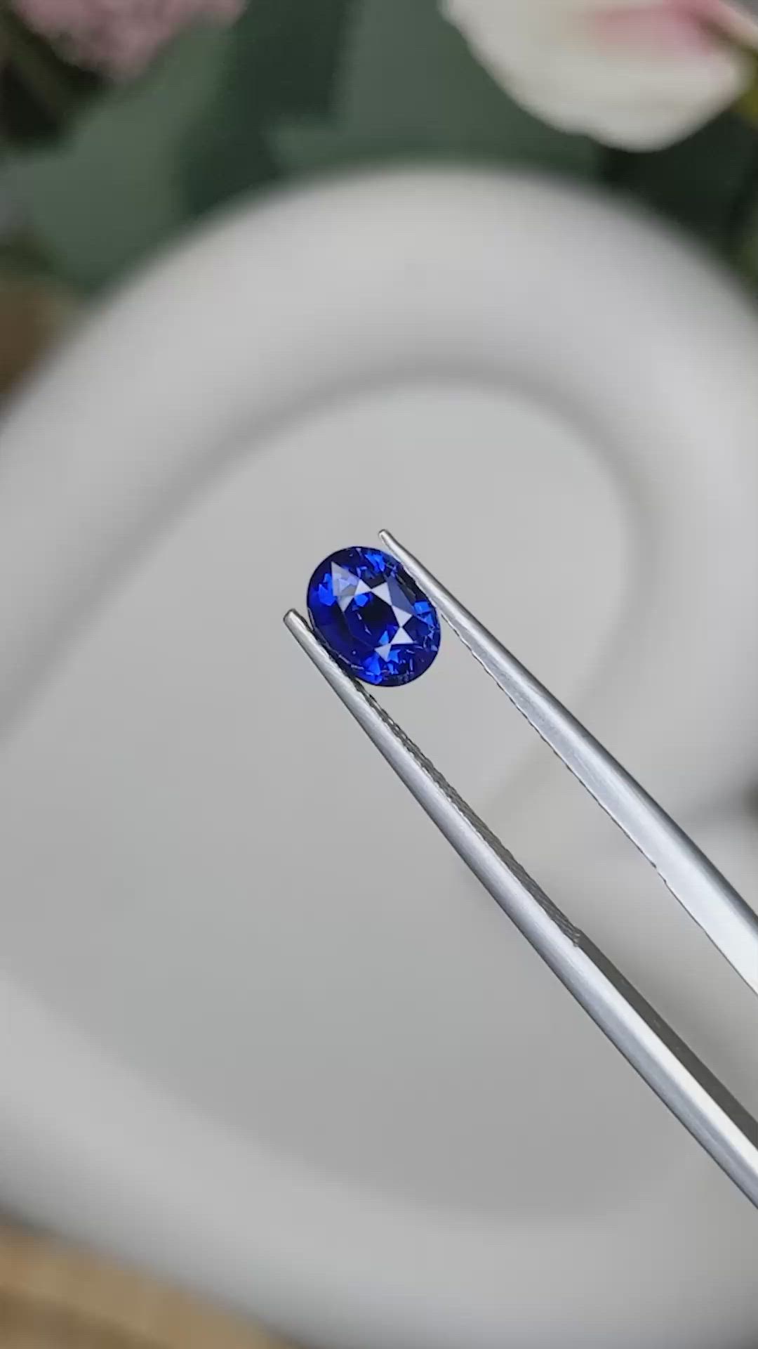 1.22 Ct. Blue Sapphire from Ceylon (Sri Lanka) Size Video
