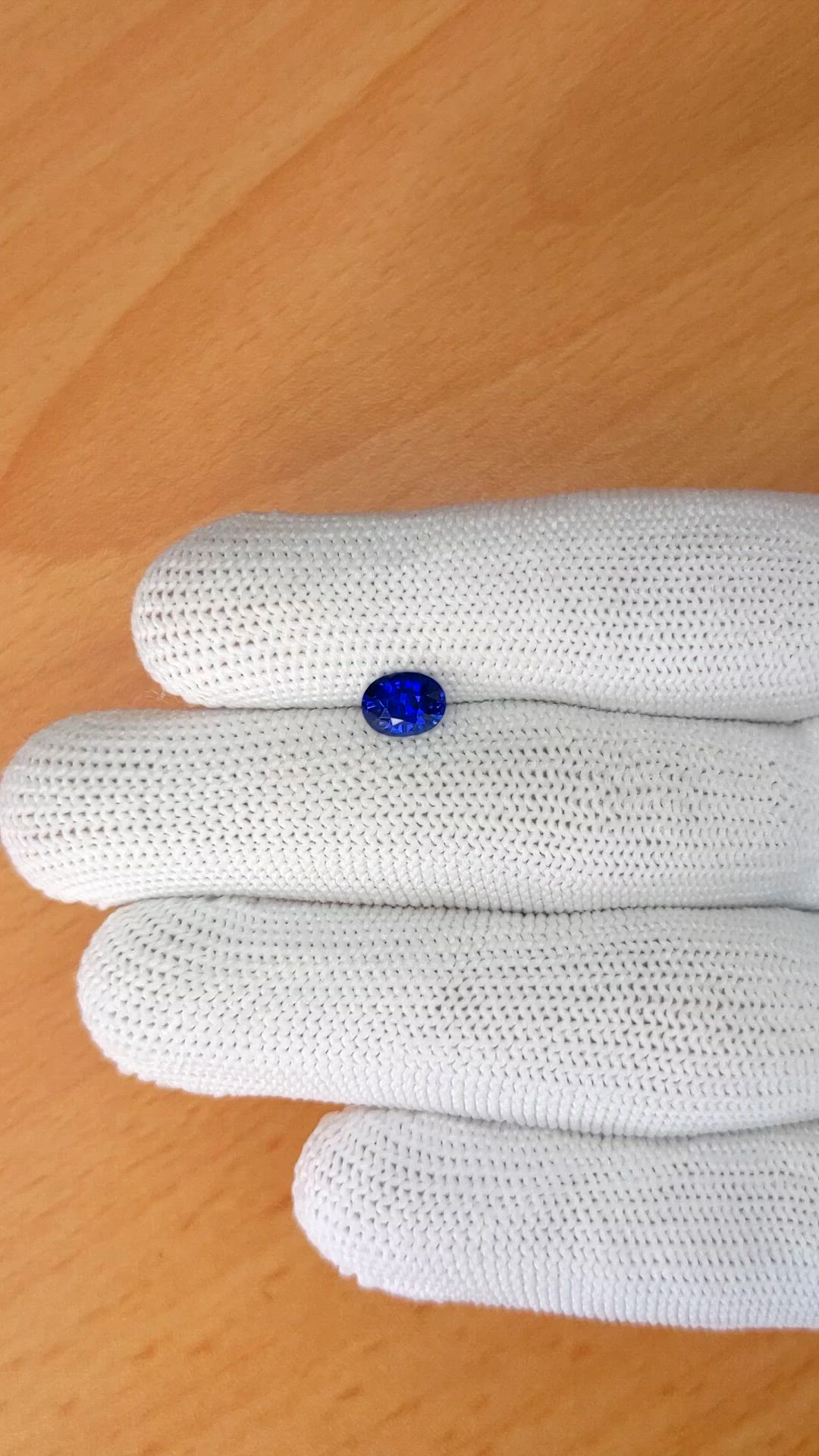 1.22 Ct. Blue Sapphire from Ceylon (Sri Lanka) Size Video