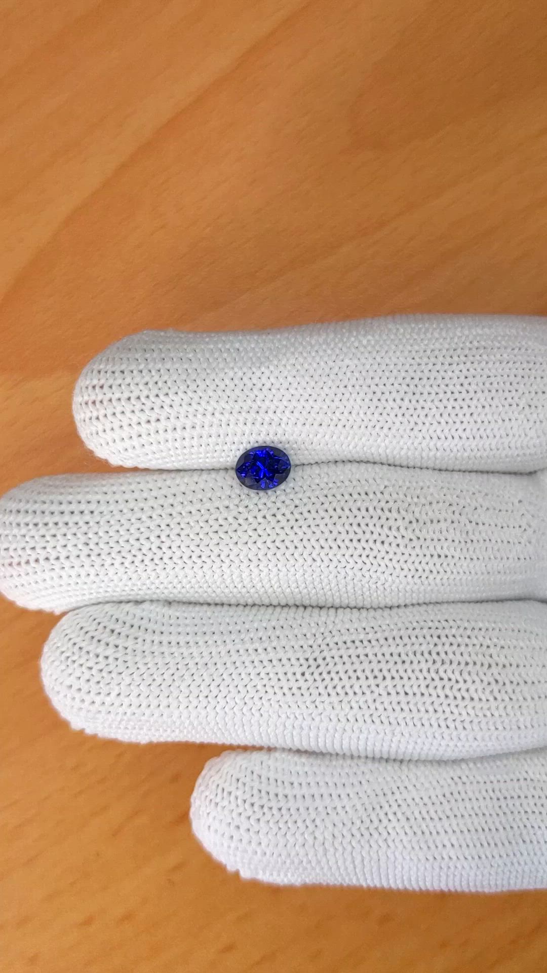 1.09 Ct. Blue Sapphire from Ceylon (Sri Lanka) Size Video