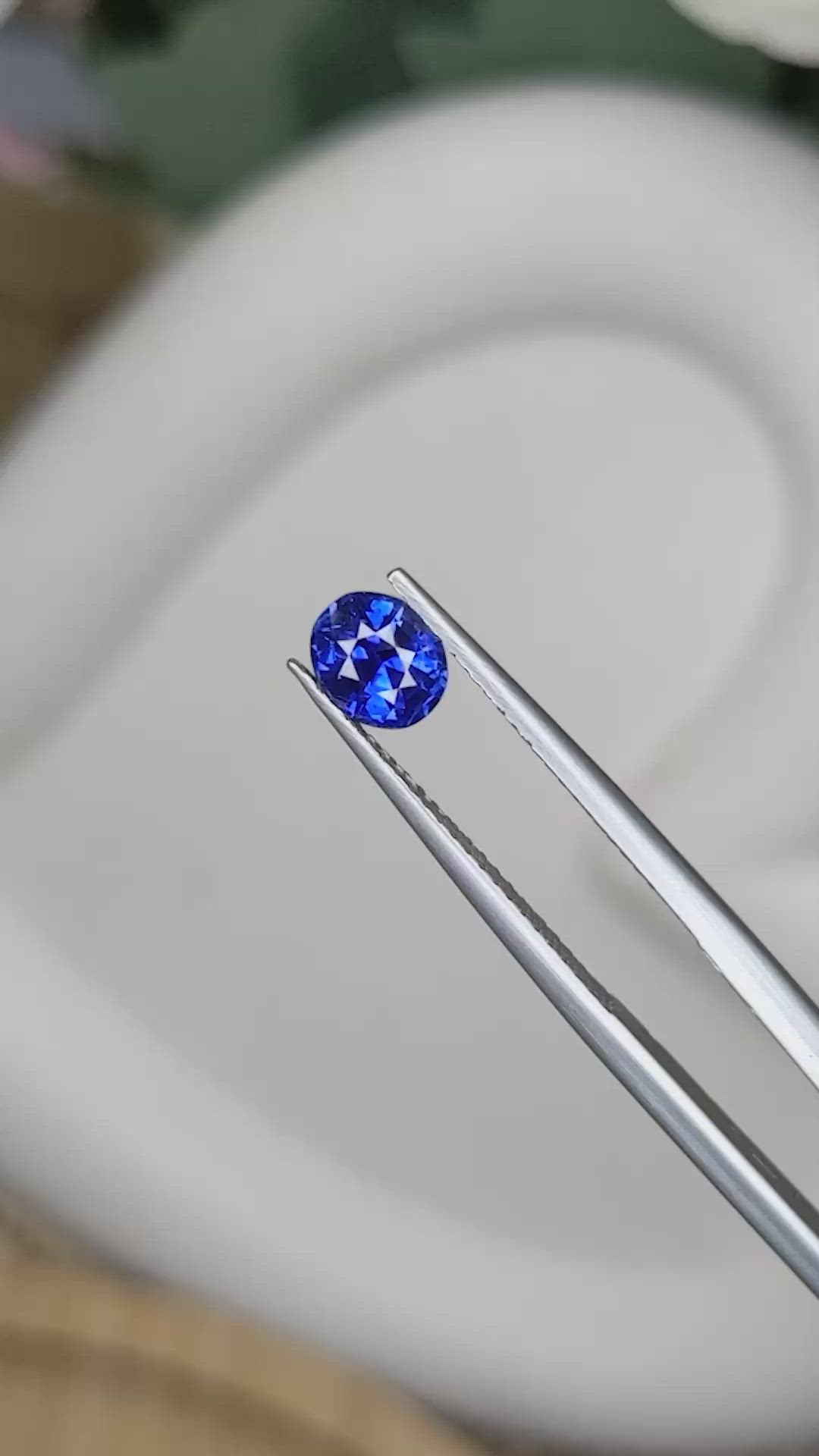 1.04 Ct. Blue Sapphire from Ceylon (Sri Lanka) Size Video