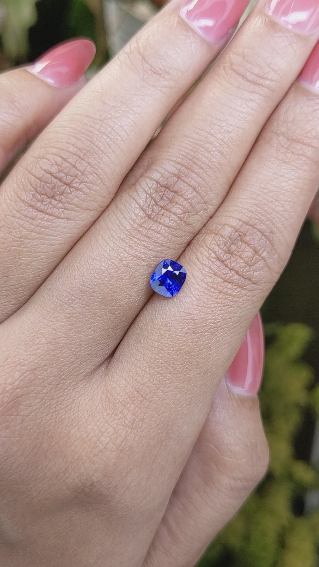 1.19 Ct. Blue Sapphire from Ceylon (Sri Lanka) Size Video