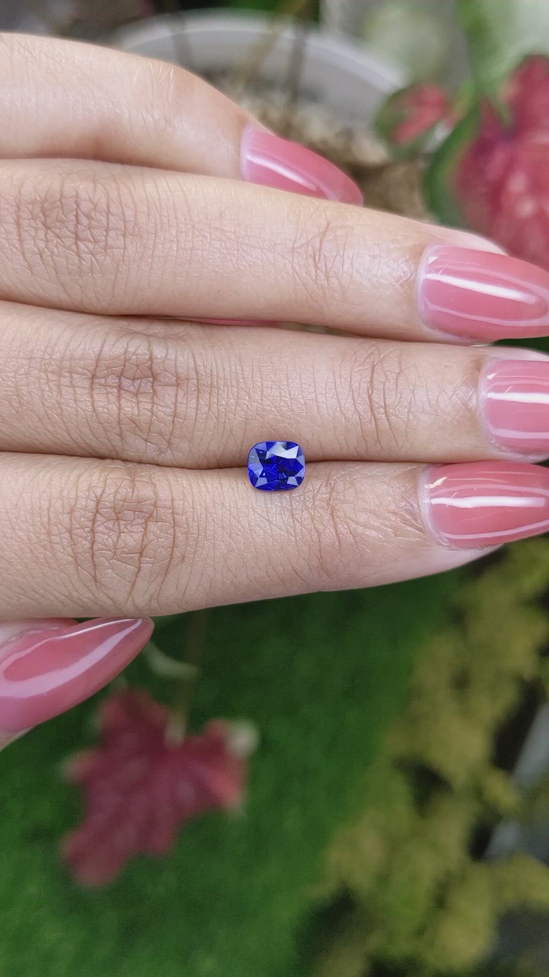 1.19 Ct. Blue Sapphire from Ceylon (Sri Lanka) Size Video