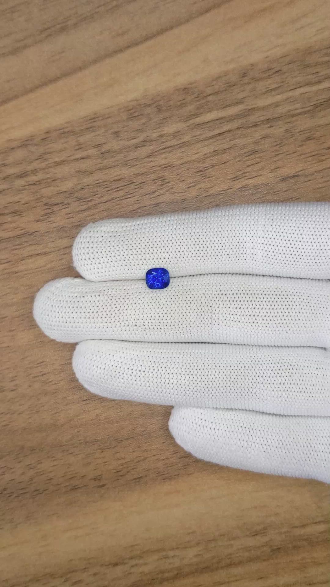 1.19 Ct. Blue Sapphire from Ceylon (Sri Lanka) Size Video