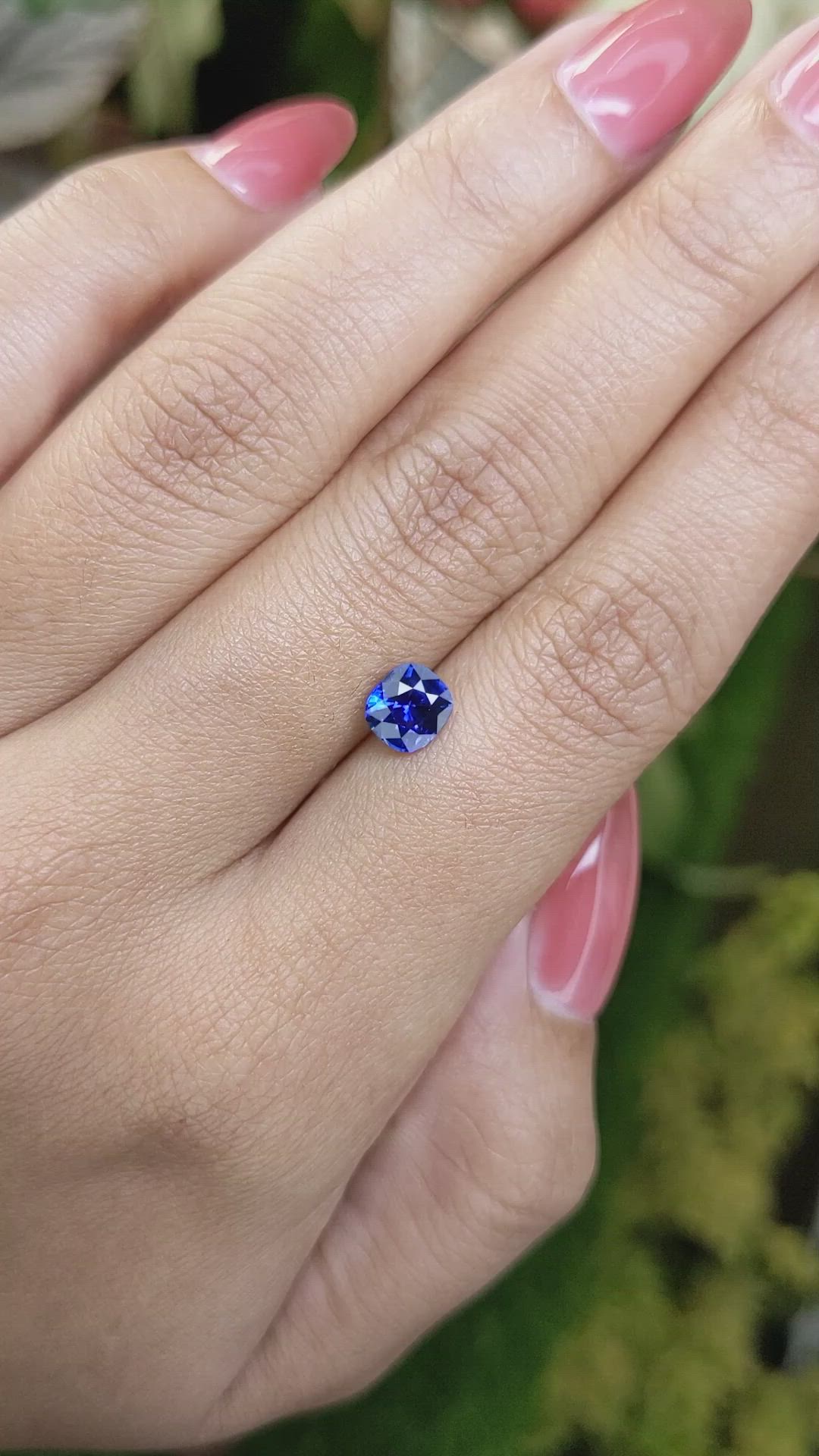 1.14 Ct. Blue Sapphire from Ceylon (Sri Lanka) Size Video