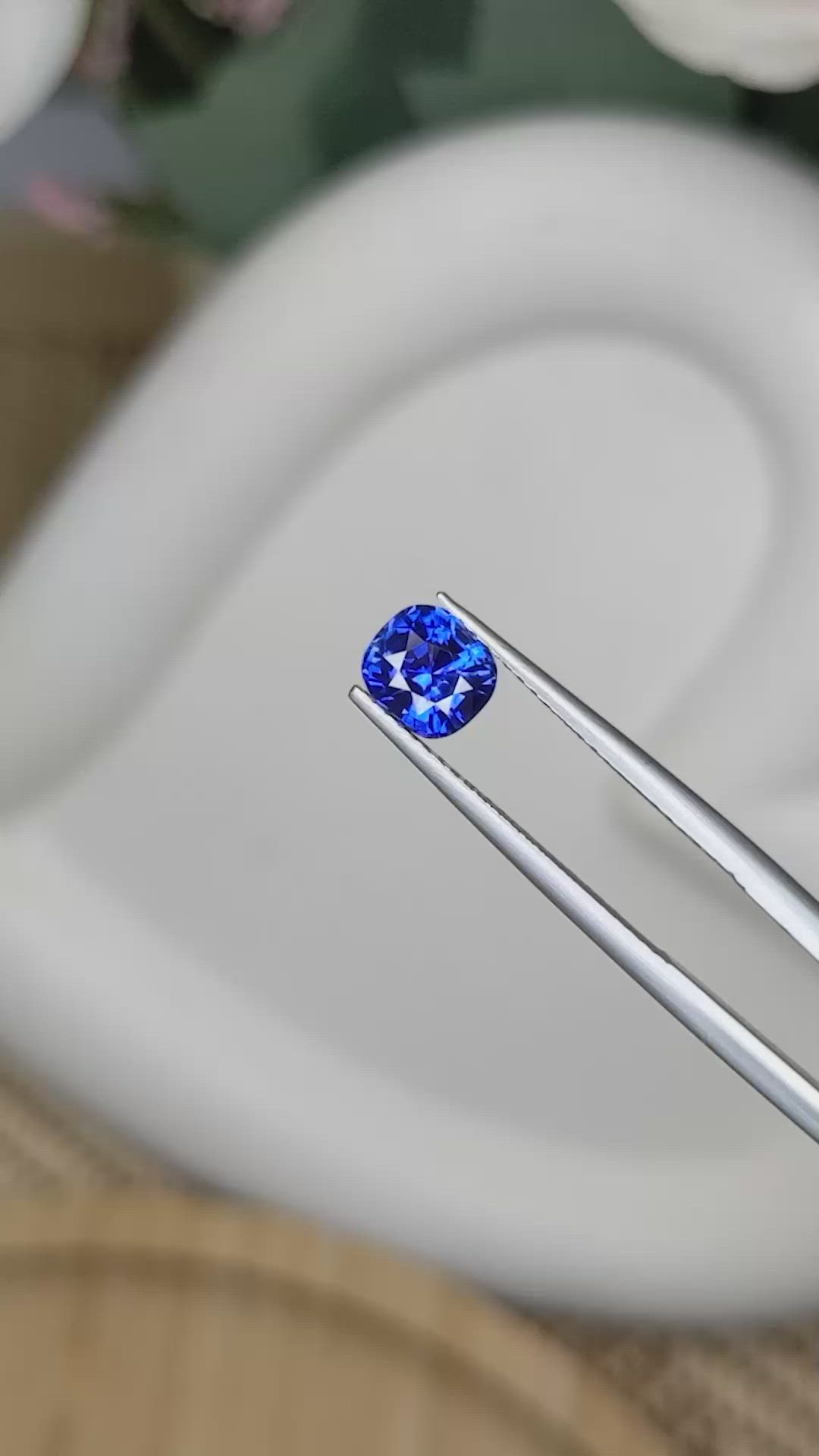 1.14 Ct. Blue Sapphire from Ceylon (Sri Lanka) Size Video