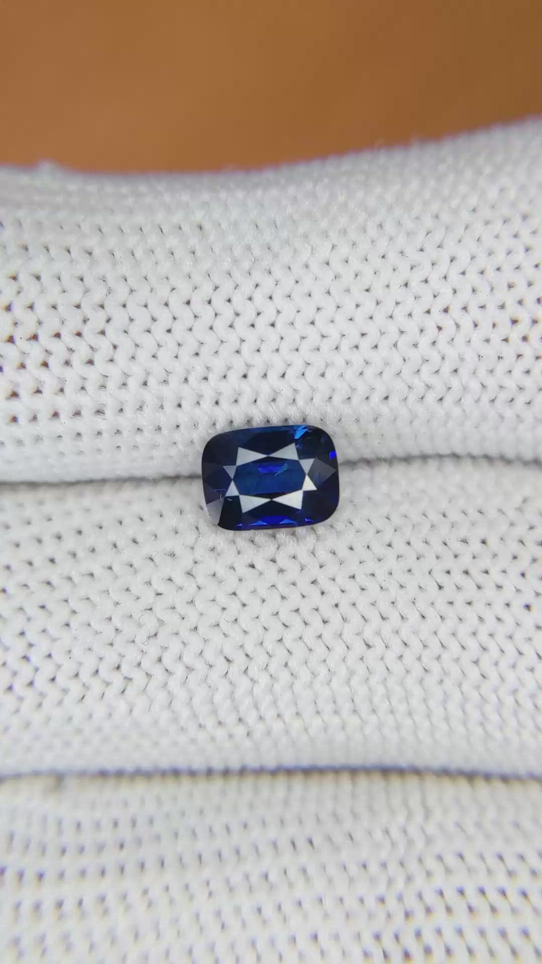 1.22 Ct. Blue Sapphire from Ceylon (Sri Lanka) Size Video