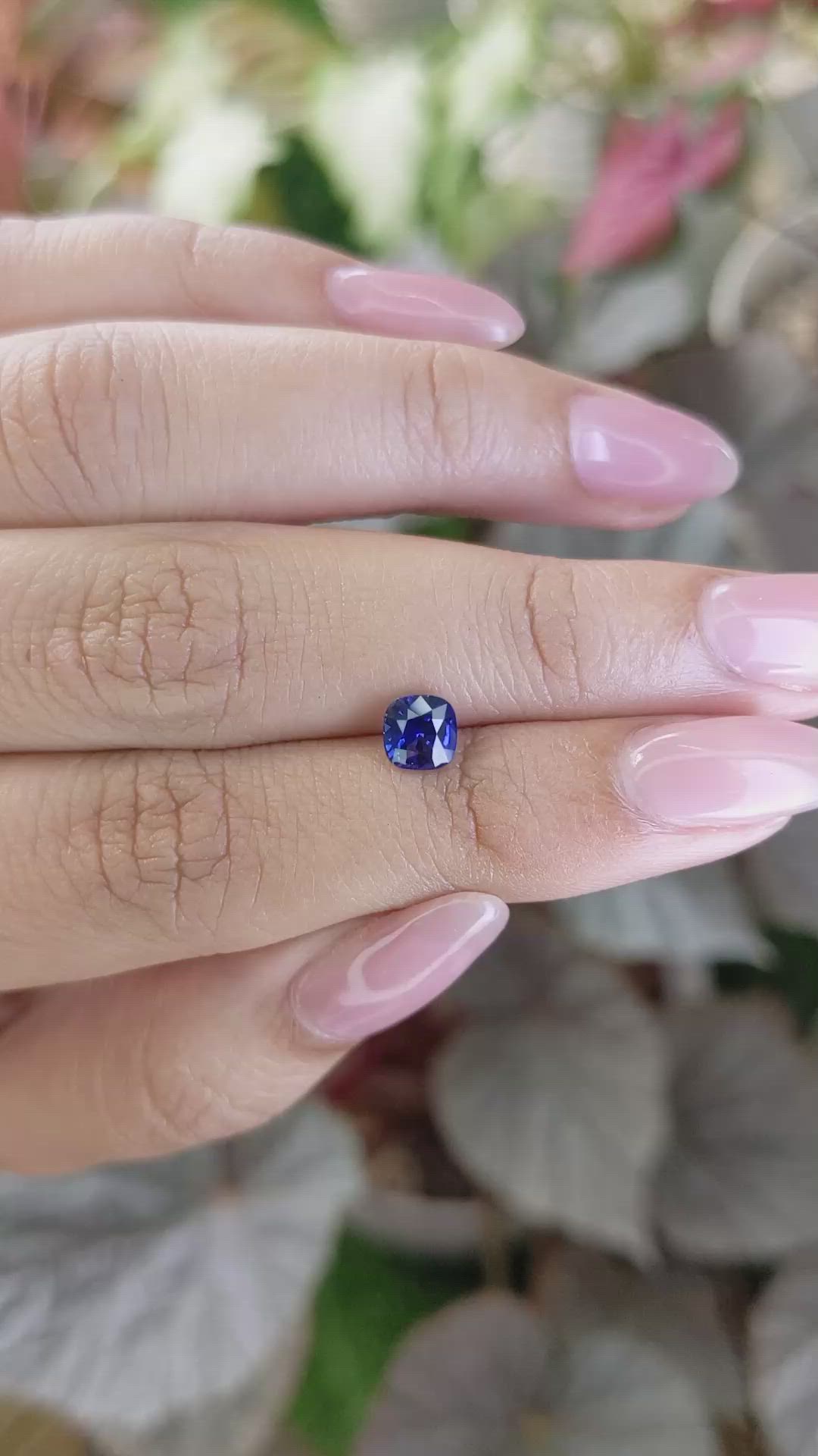 1.03 Ct. Blue Sapphire from Ceylon (Sri Lanka) Size Video