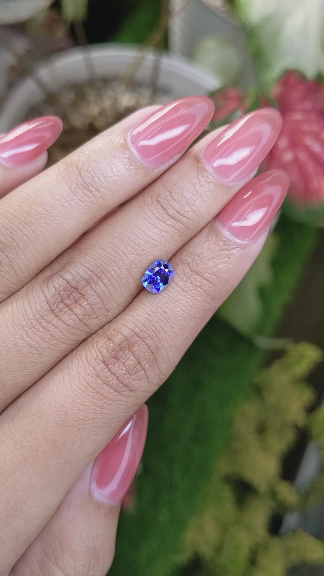 1.02 Ct. Blue Sapphire from Ceylon (Sri Lanka) Size Video