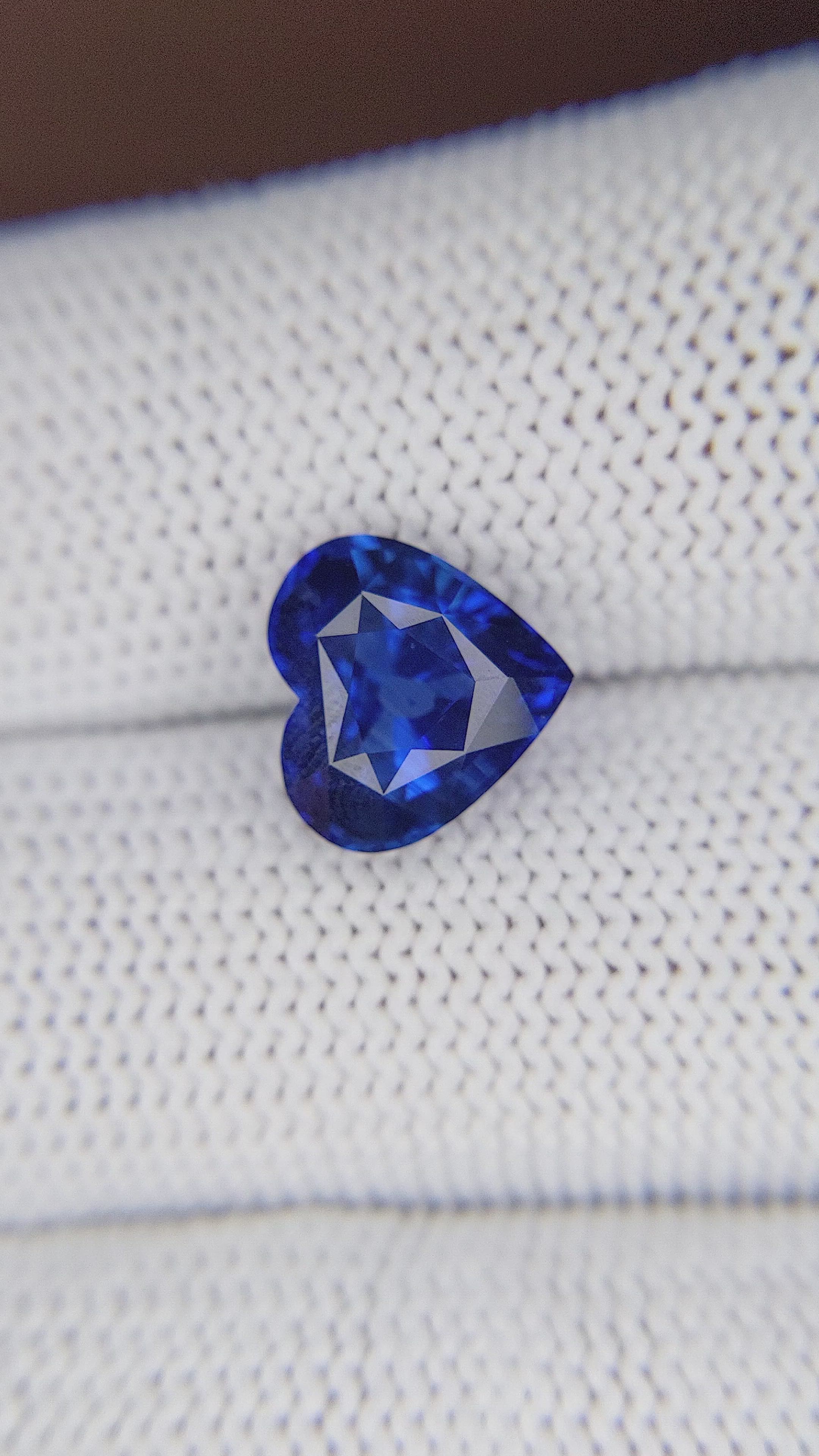 4.04 Ct. Blue Sapphire from Madagascar Size Video