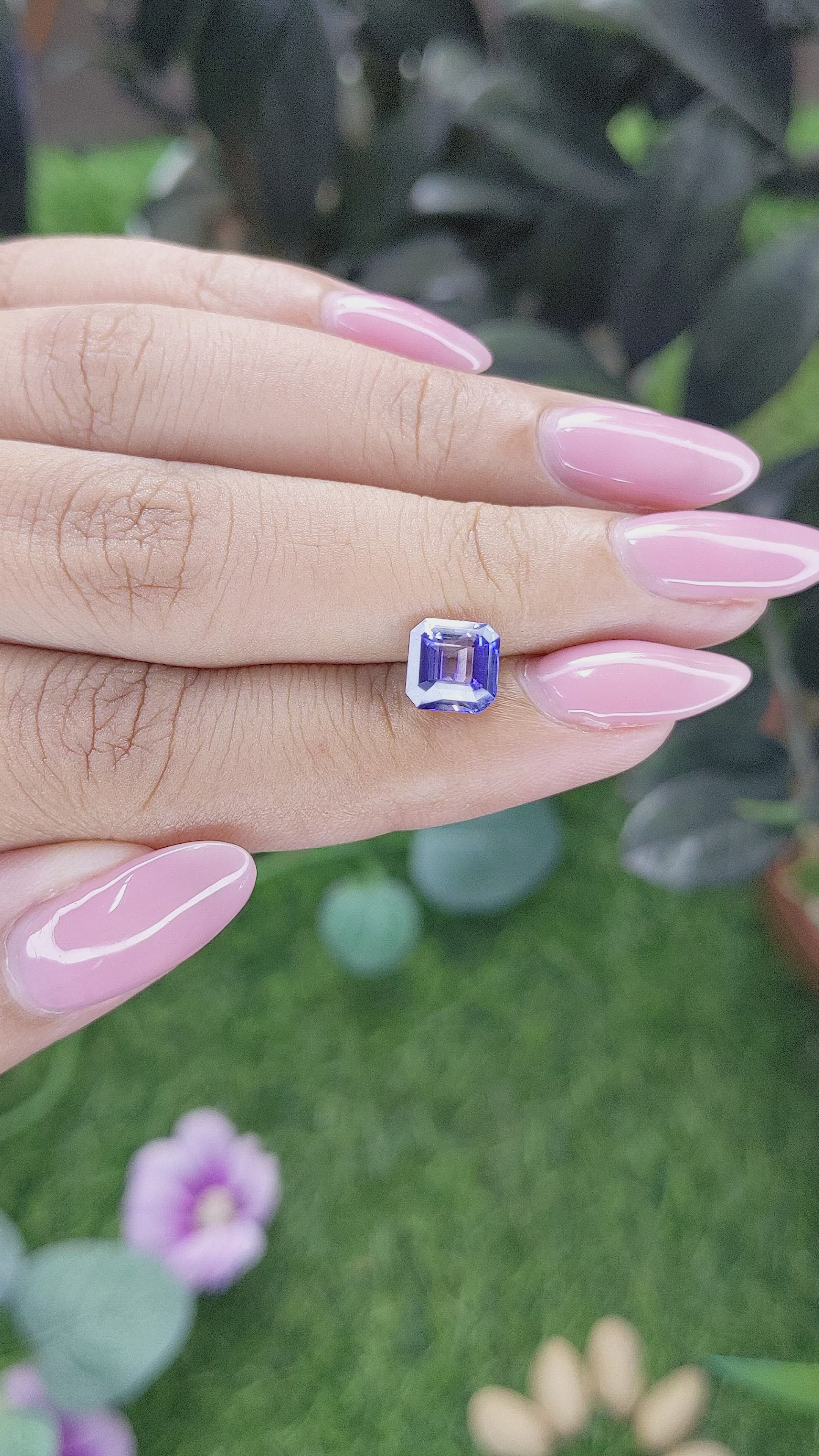 2.05 Ct. Bi Color / Parti Sapphire from Ceylon (Sri Lanka) Size Video
