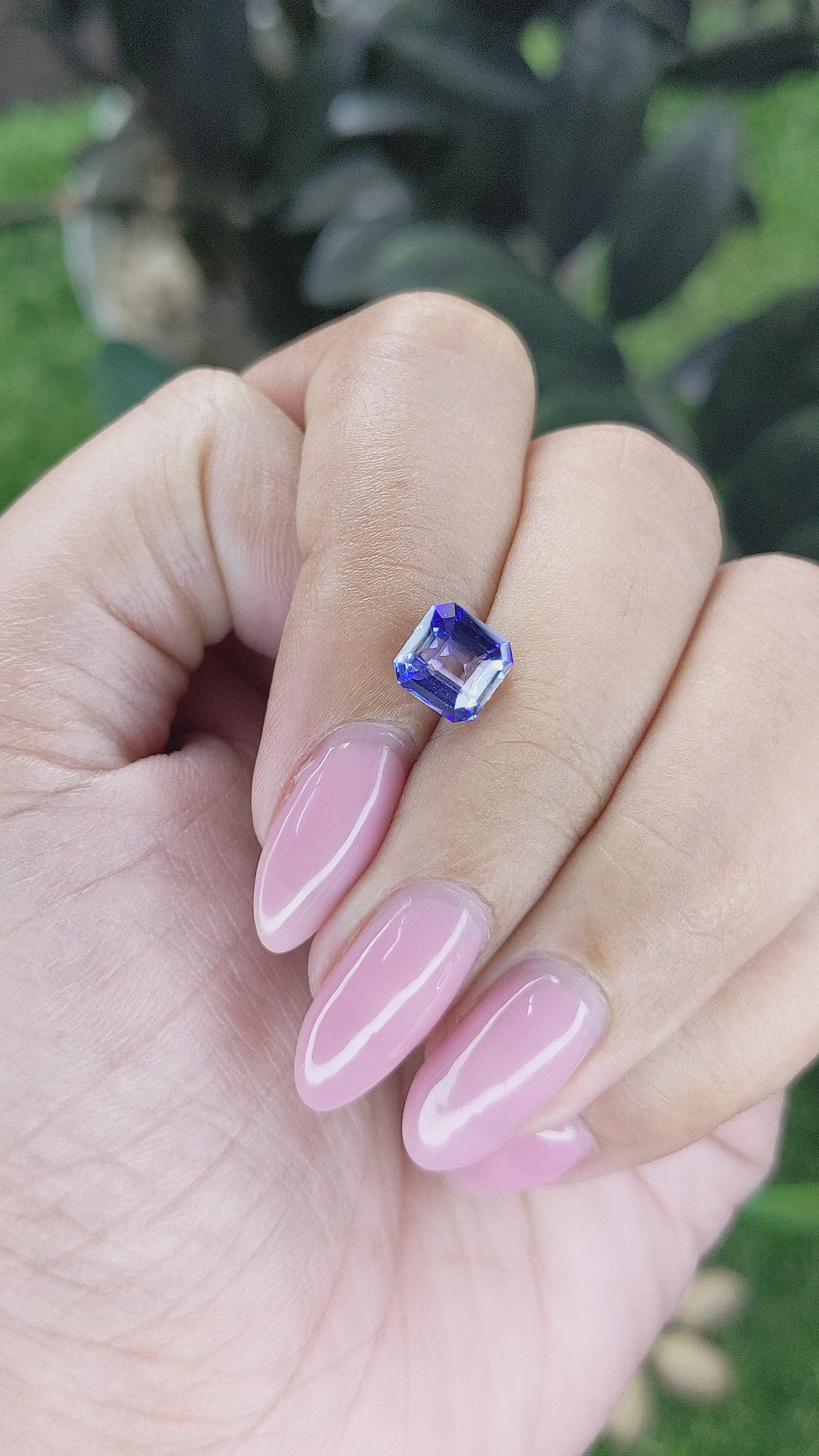 2.05 Ct. Bi Color / Parti Sapphire from Ceylon (Sri Lanka) Size Video