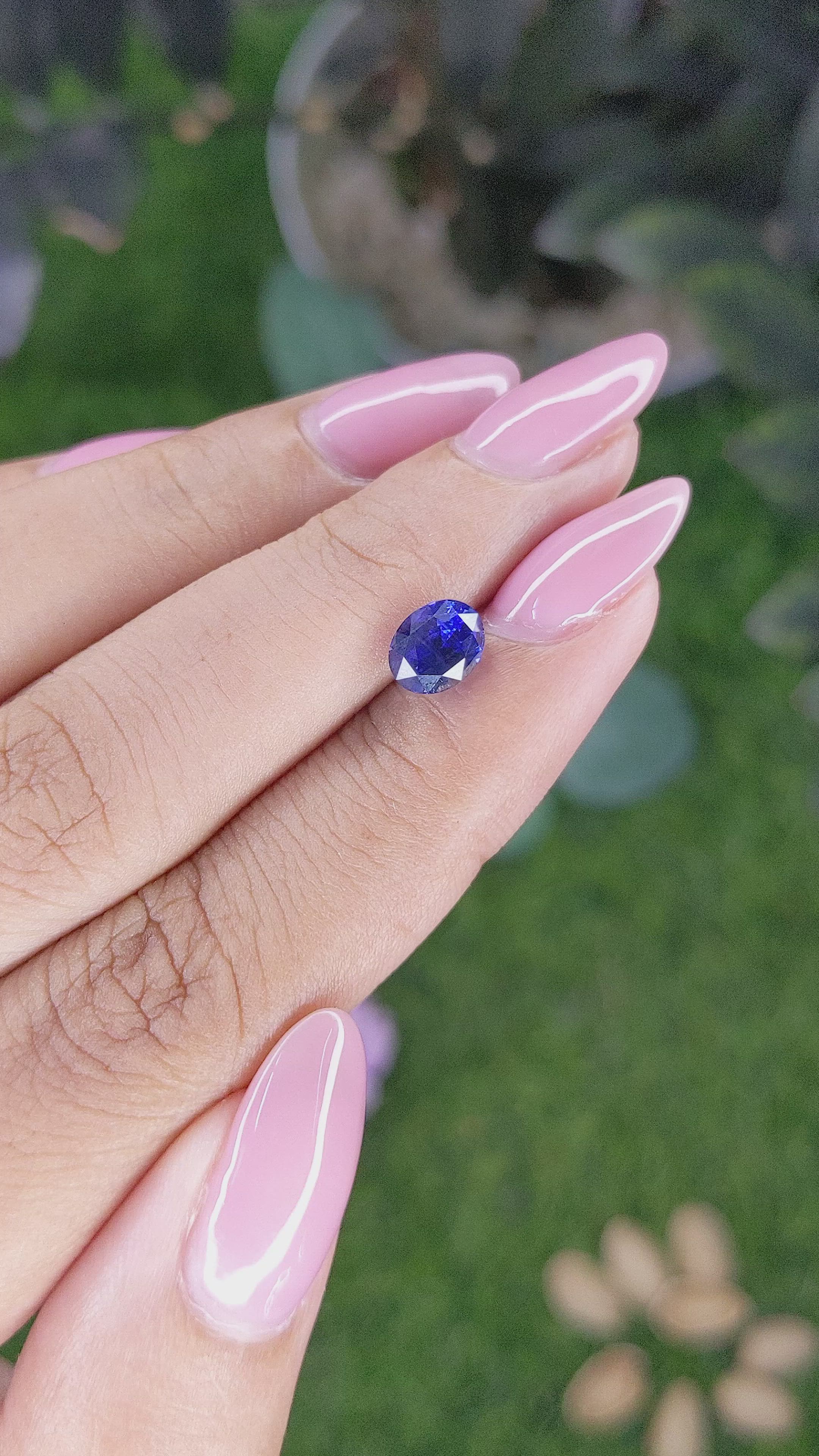 1.53 Ct. Blue Sapphire from Ceylon (Sri Lanka) Size Video