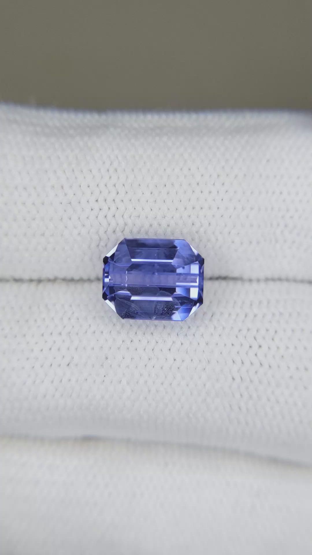 4.98 Ct. Violet Sapphire from Ceylon (Sri Lanka) Size Video