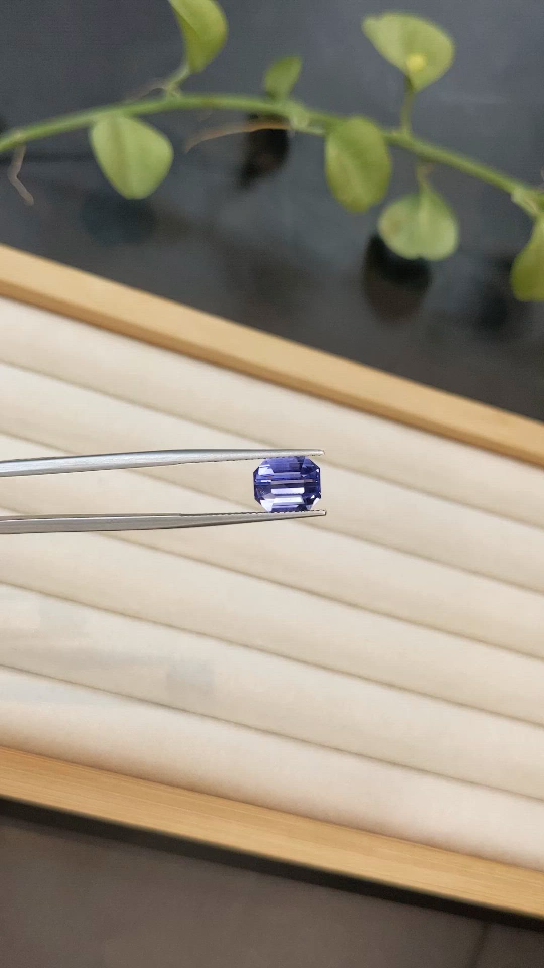 4.98 Ct. Violet Sapphire from Ceylon (Sri Lanka) Size Video