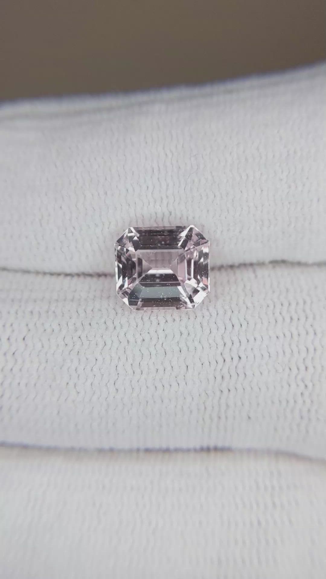 3.58 Ct. Pink Sapphire from Ceylon (Sri Lanka) Size Video