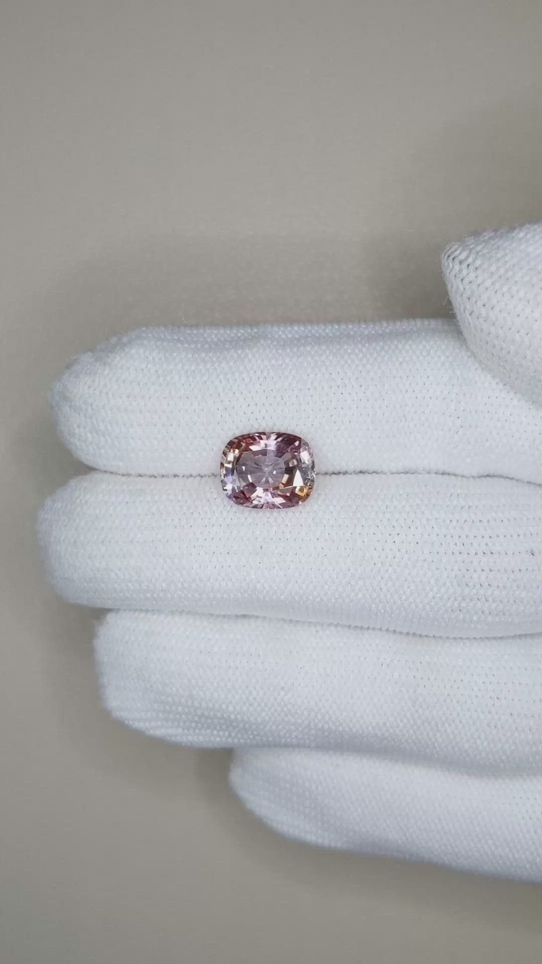 3.69 Ct. Bi Color Sapphire from Ceylon (Sri Lanka) Size Video