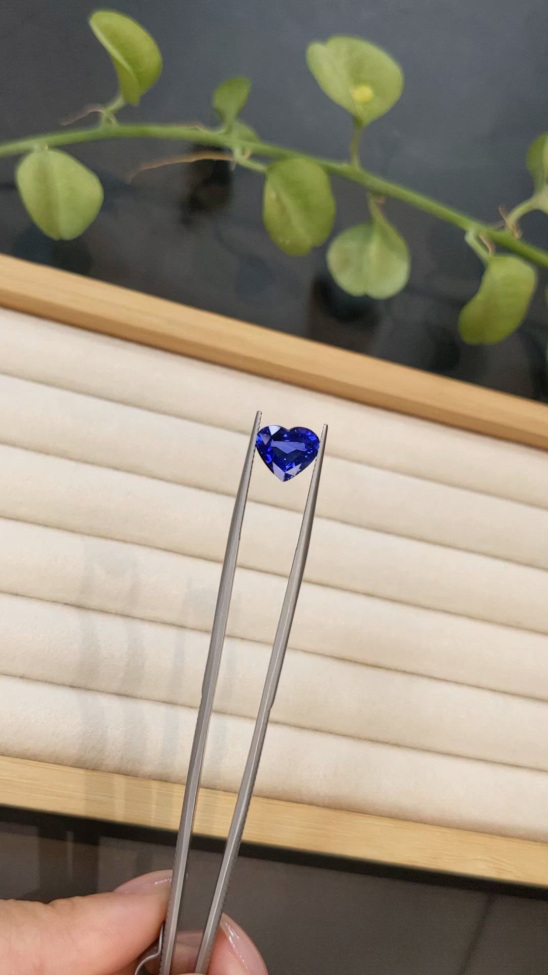 3.03 Ct. Blue Sapphire from Ceylon (Sri Lanka) Size Video