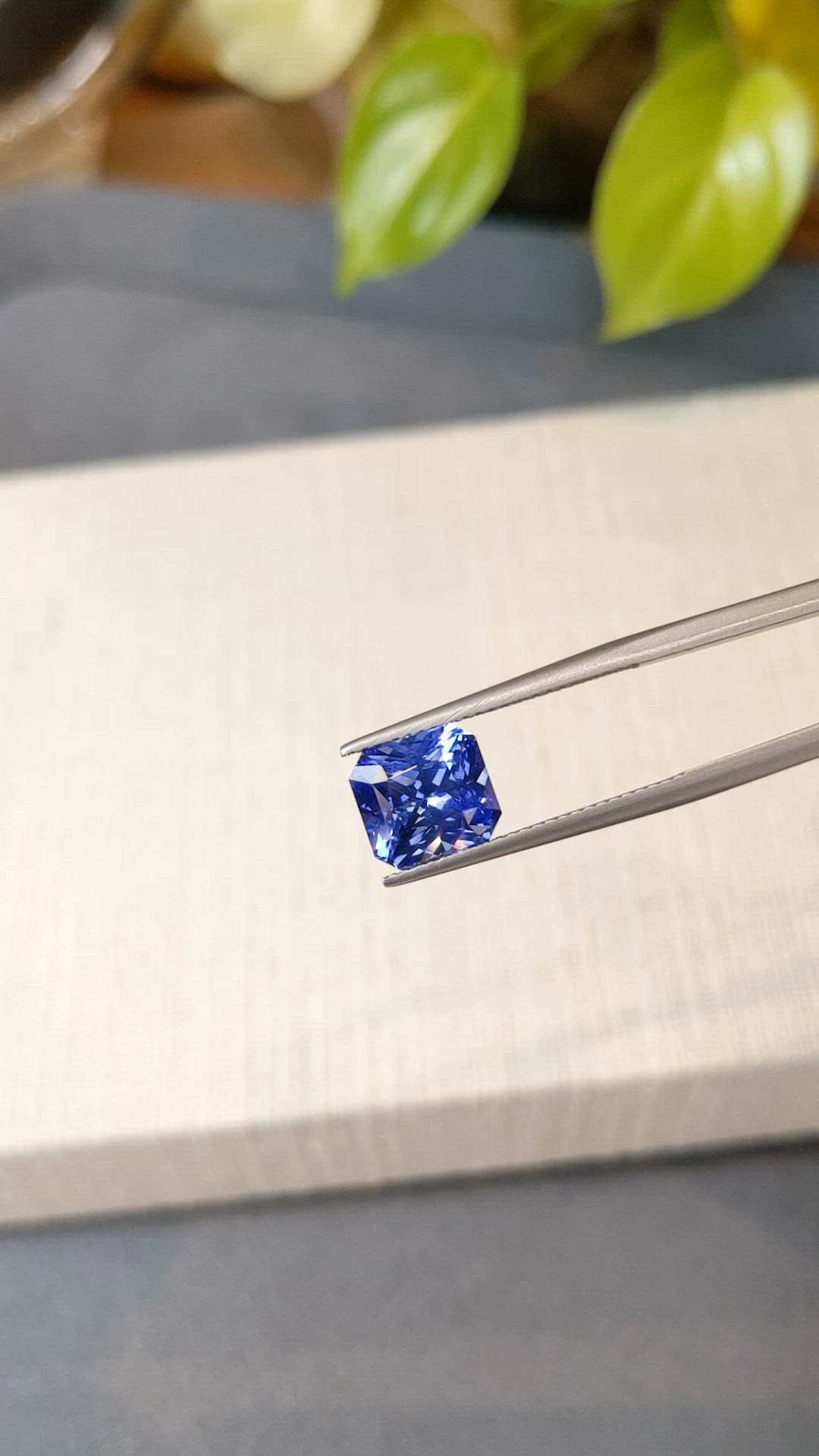 4.06 Ct. Blue Sapphire from Ceylon (Sri Lanka) Size Video
