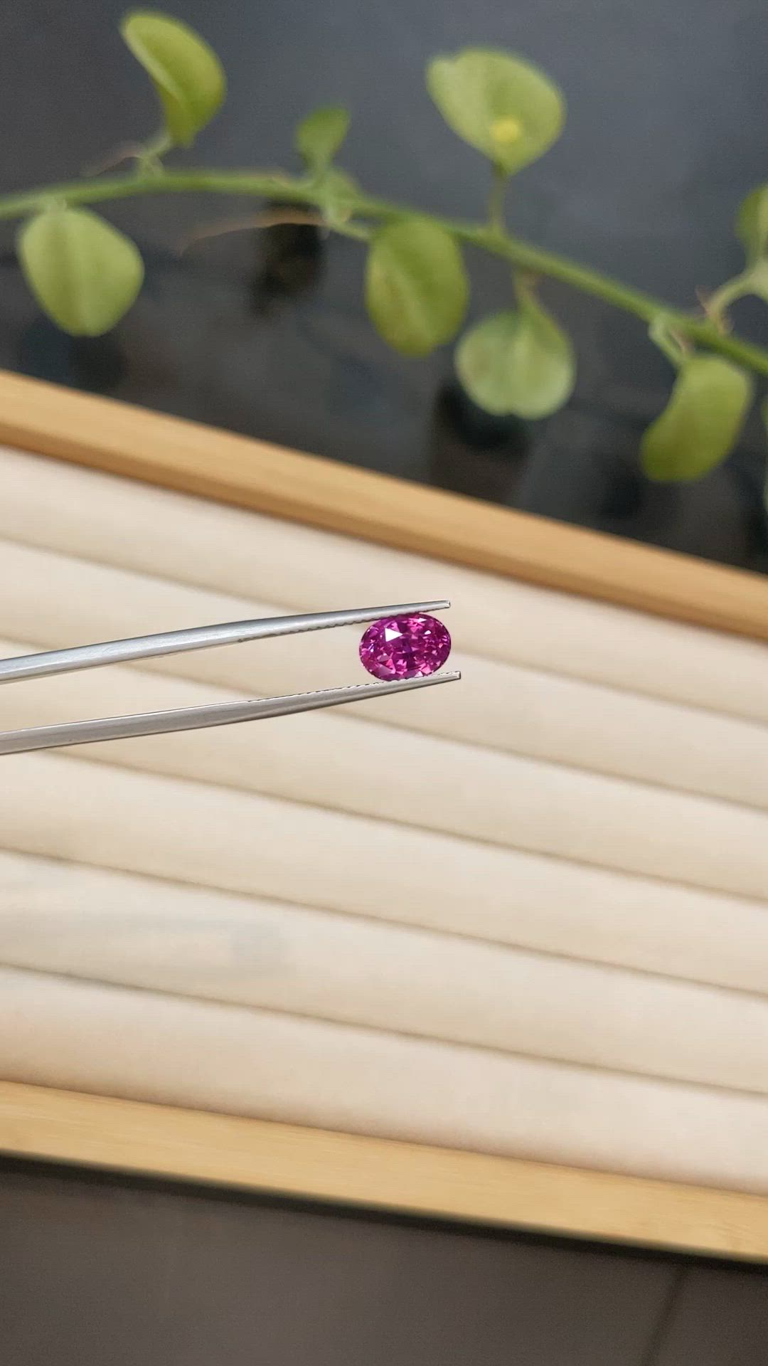 2.54 Ct. Purplish Pink Sapphire from Ceylon (Sri Lanka) Size Video