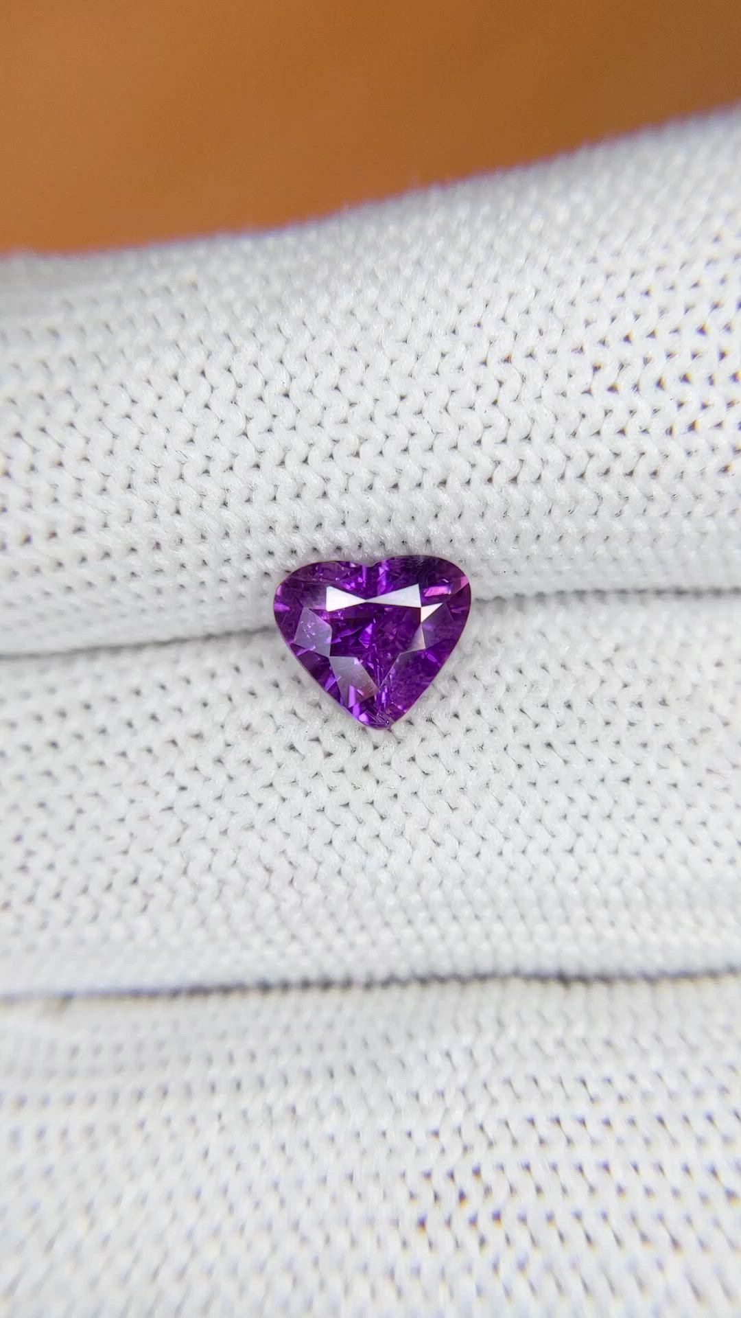 1.54 Ct. Pinkish Purple Sapphire from Ceylon (Sri Lanka) Size Video