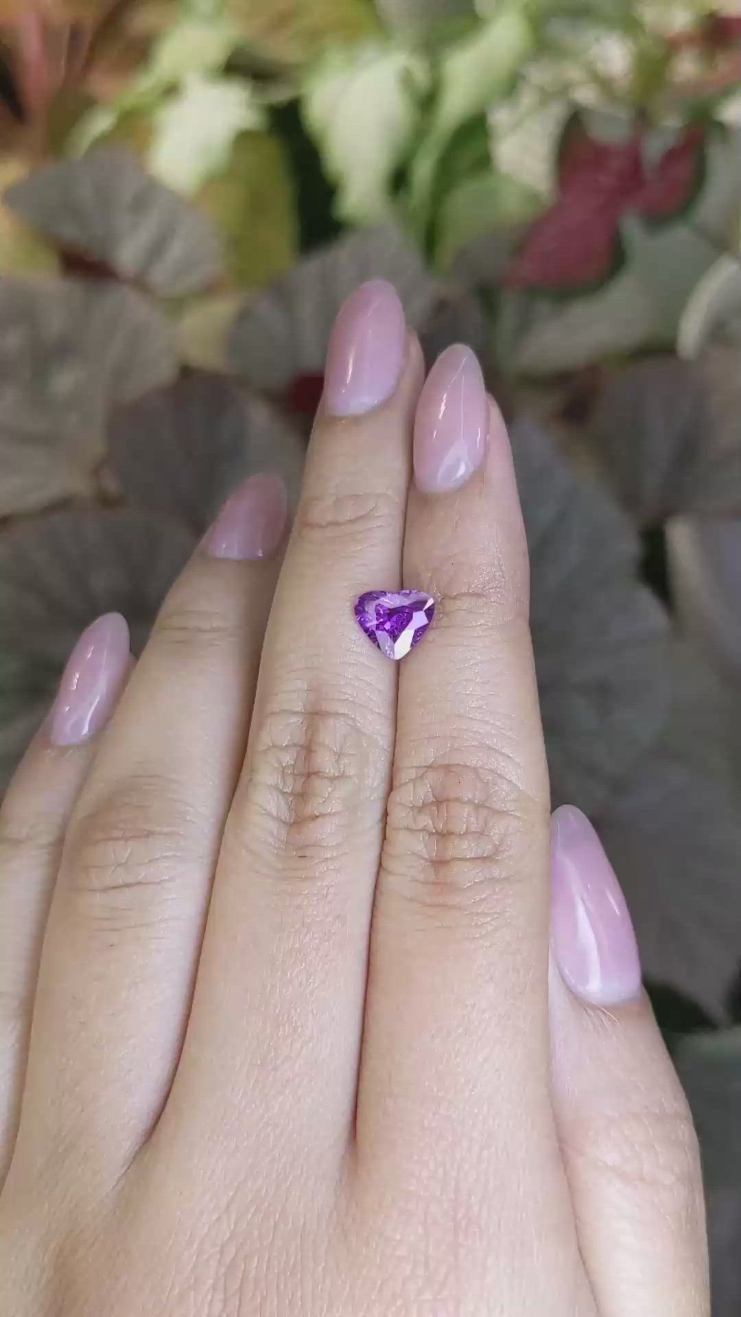 1.54 Ct. Pinkish Purple Sapphire from Ceylon (Sri Lanka) Size Video