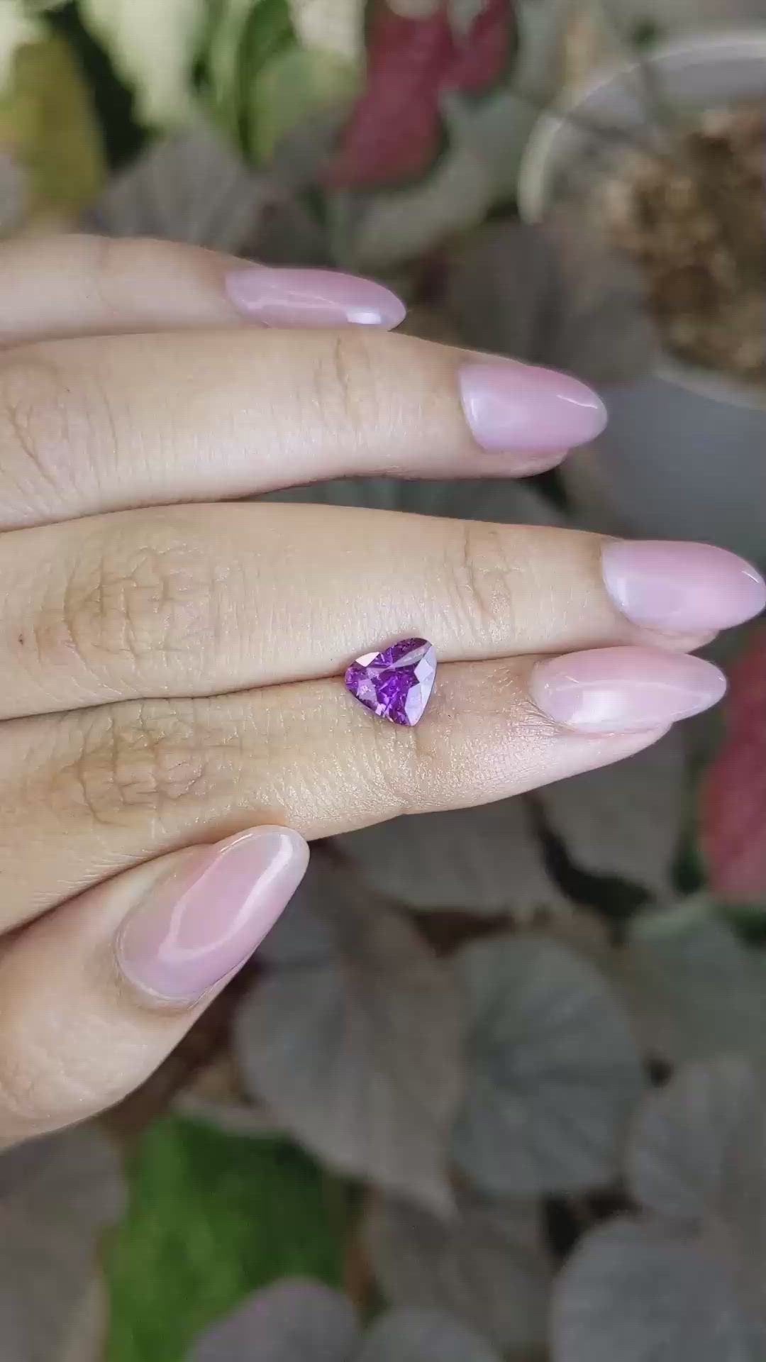 1.54 Ct. Pinkish Purple Sapphire from Ceylon (Sri Lanka) Size Video