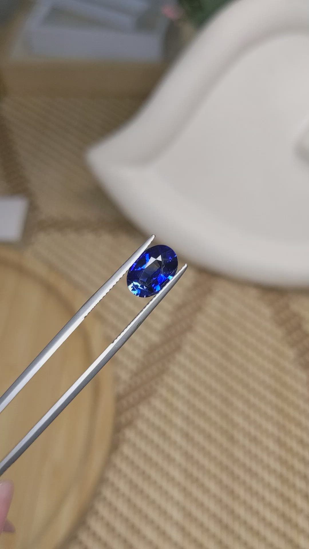 2.54 Ct. Blue Sapphire from Ceylon (Sri Lanka) Size Video