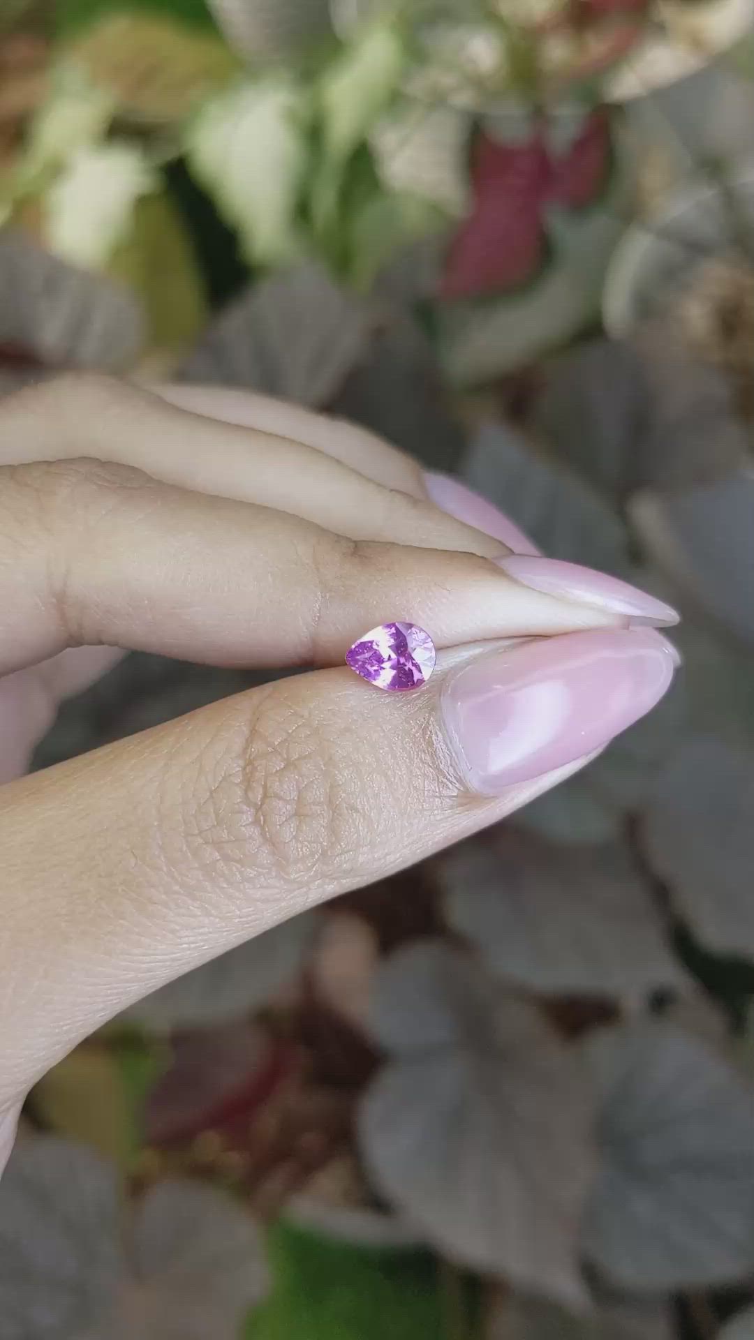 1.04 Ct. Pinkish Purple Sapphire from Ceylon (Sri Lanka) Size Video