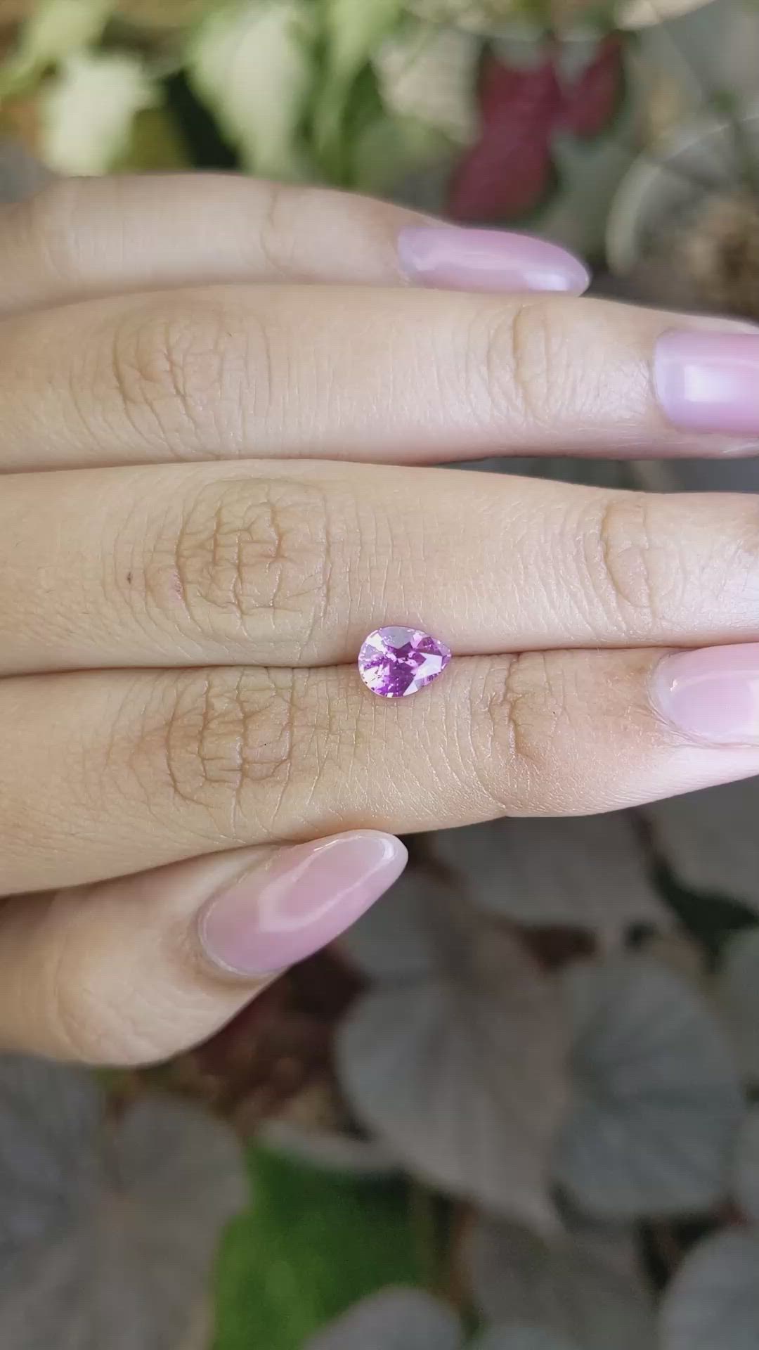 1.04 Ct. Pinkish Purple Sapphire from Ceylon (Sri Lanka) Size Video