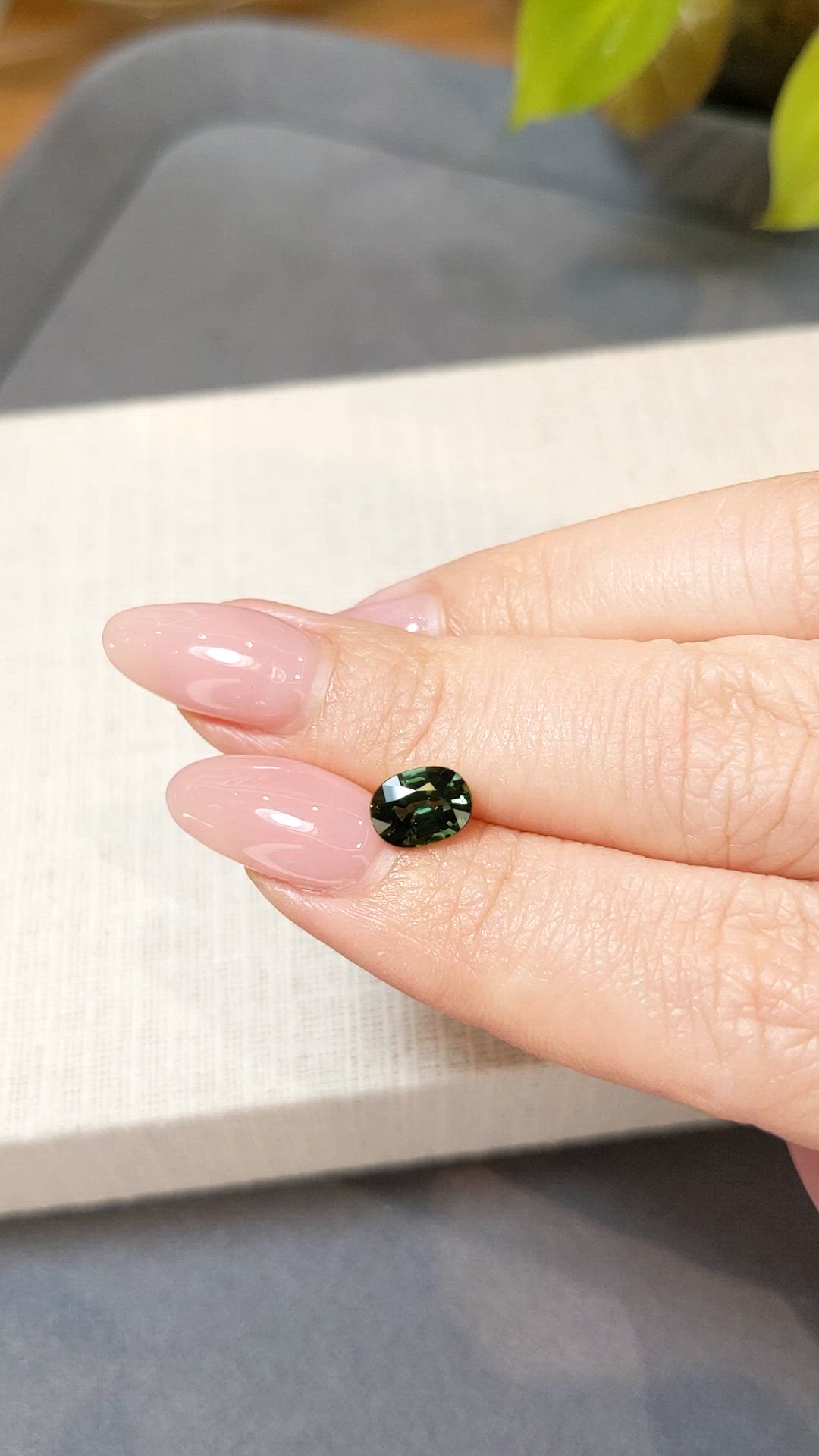 1.40 Ct. Yellowish Green Sapphire from Ceylon (Sri Lanka) Size Video