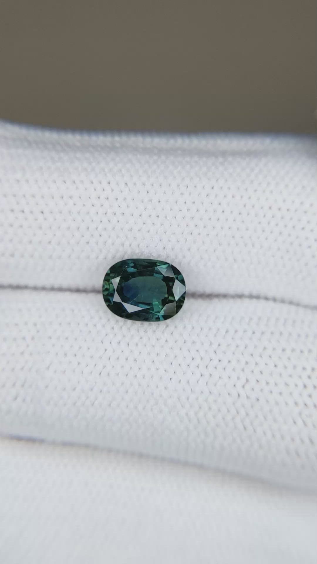 1.40 Ct. Bluish Green Sapphire from Ceylon (Sri Lanka) Size Video