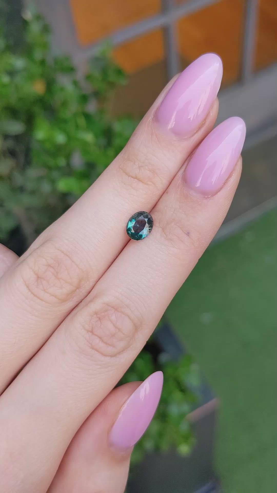 0.99 Ct. Bluish Green Sapphire from Montana Size Video
