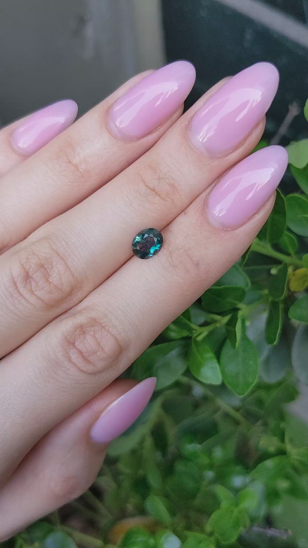 0.99 Ct. Bluish Green Sapphire from Montana Size Video