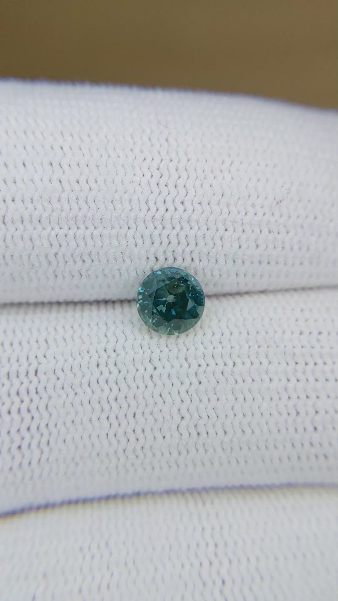 0.99 Ct. Greenish Blue Sapphire from Montana Size Video