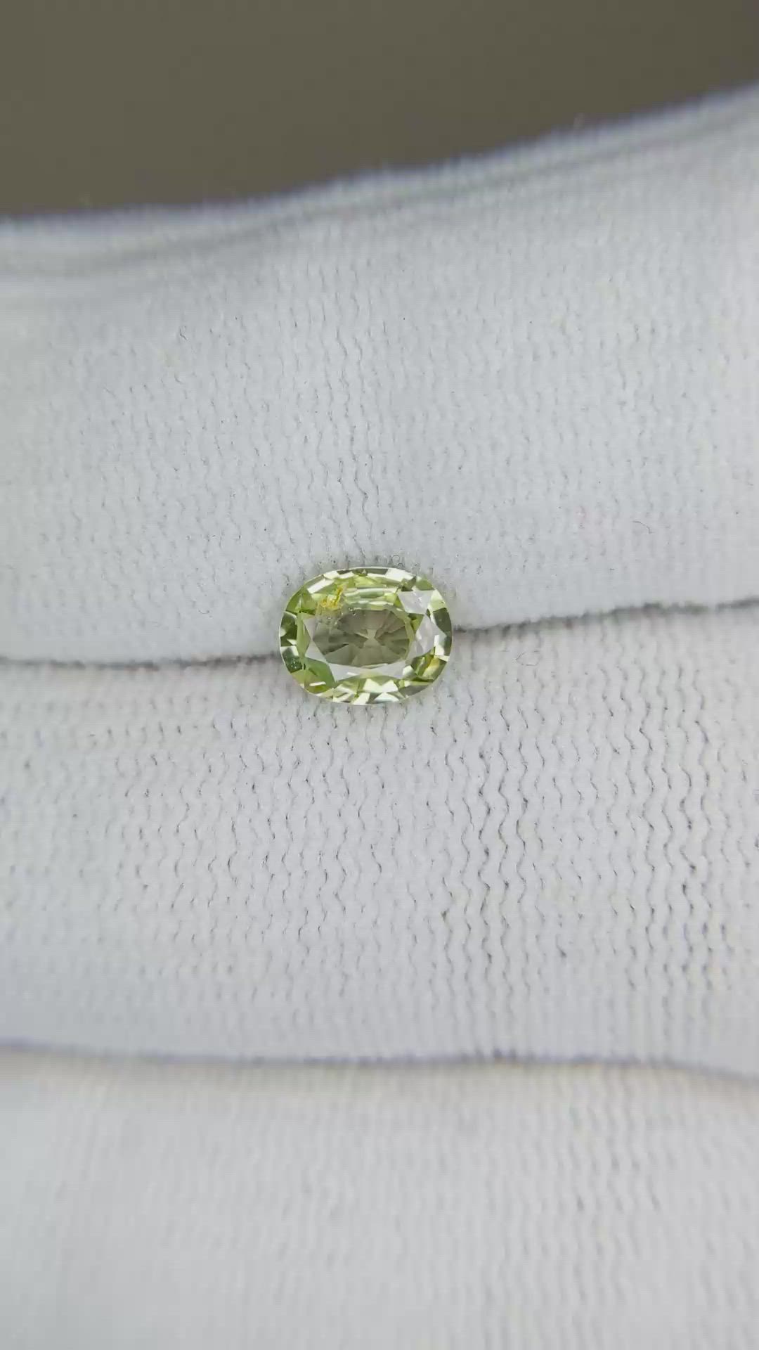 0.95 Ct. Yellowish Green Sapphire from Ceylon (Sri Lanka) Size Video