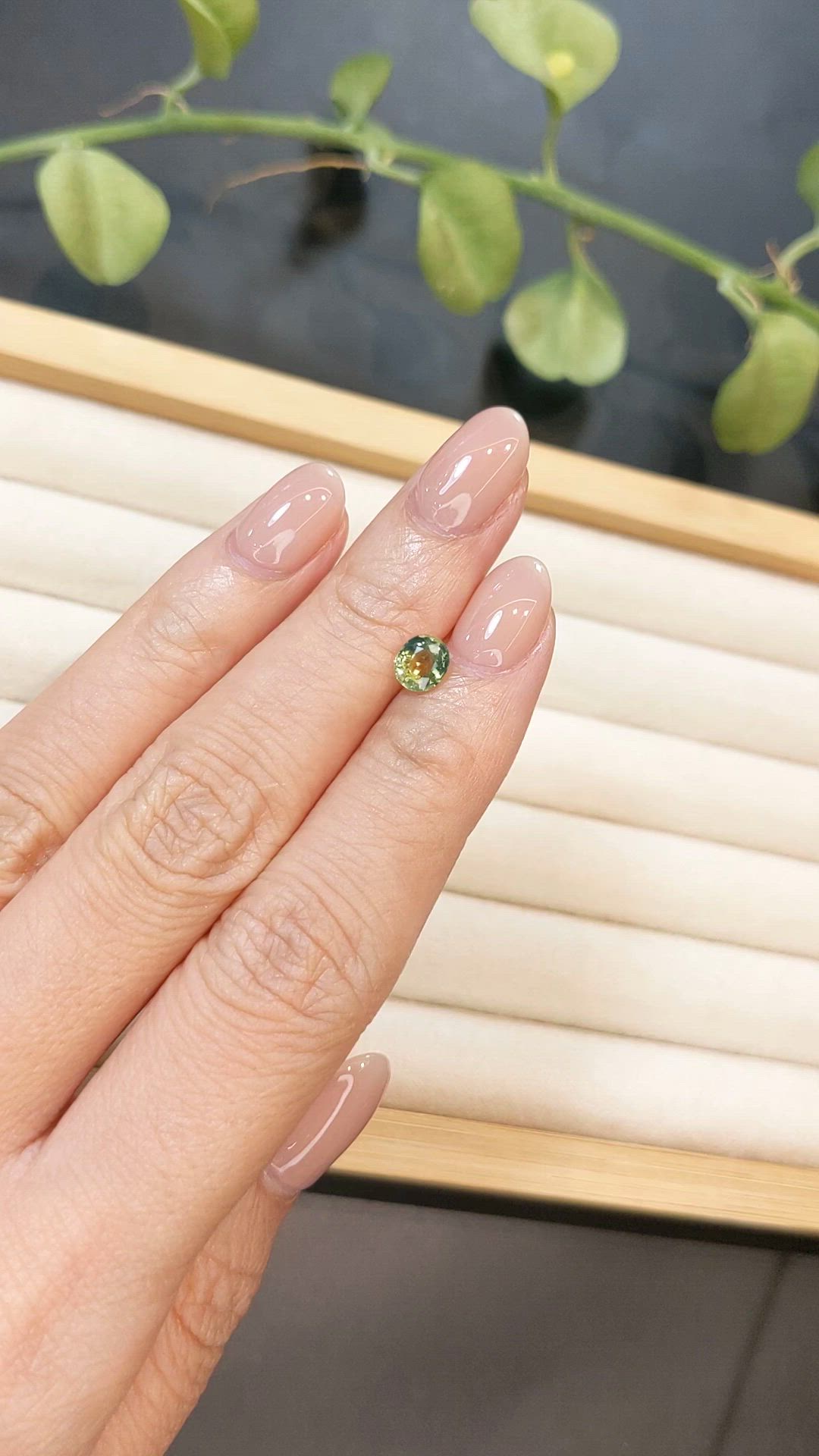 0.96 Ct. Yellowish Green Sapphire from Ceylon (Sri Lanka) Size Video