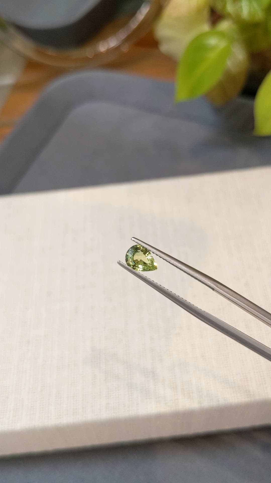 0.88 Ct. Yellowish Green Sapphire from Ceylon (Sri Lanka) Size Video