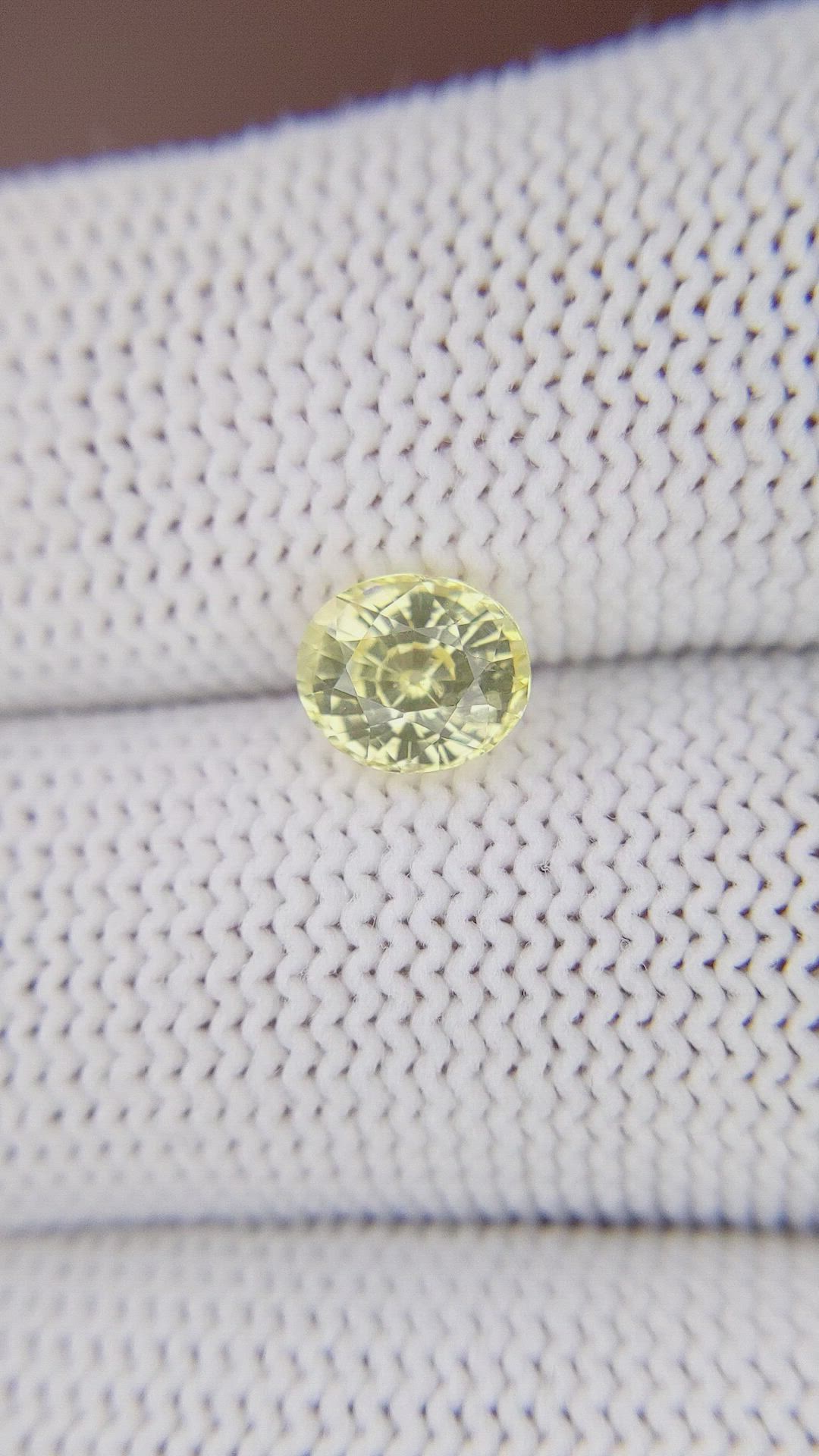 1.60 Ct. Yellow Sapphire from Ceylon (Sri Lanka) Size Video