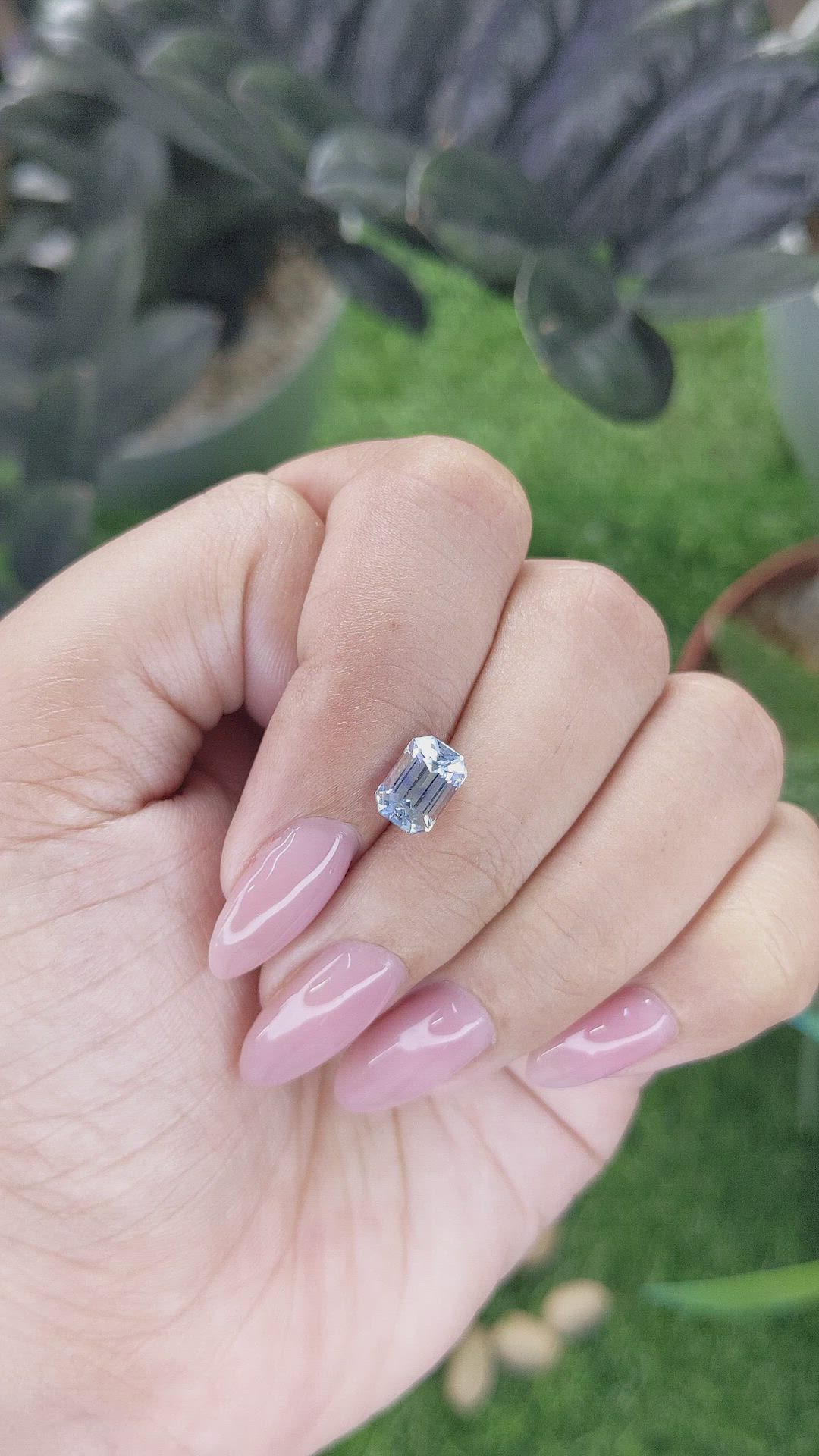 2.13 Ct. Bi Color / Parti Sapphire from Ceylon (Sri Lanka) Size Video