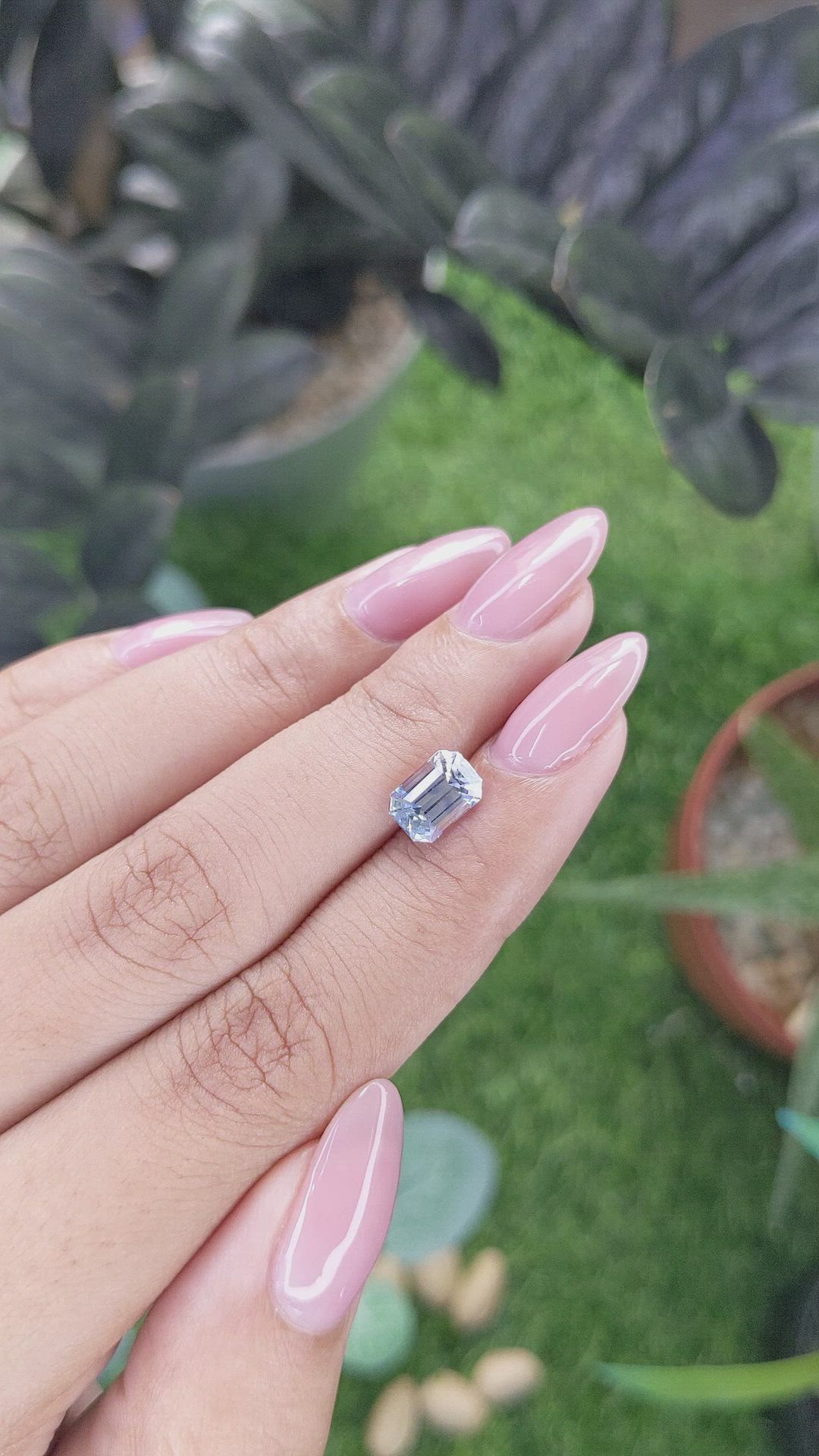 2.13 Ct. Bi Color / Parti Sapphire from Ceylon (Sri Lanka) Size Video