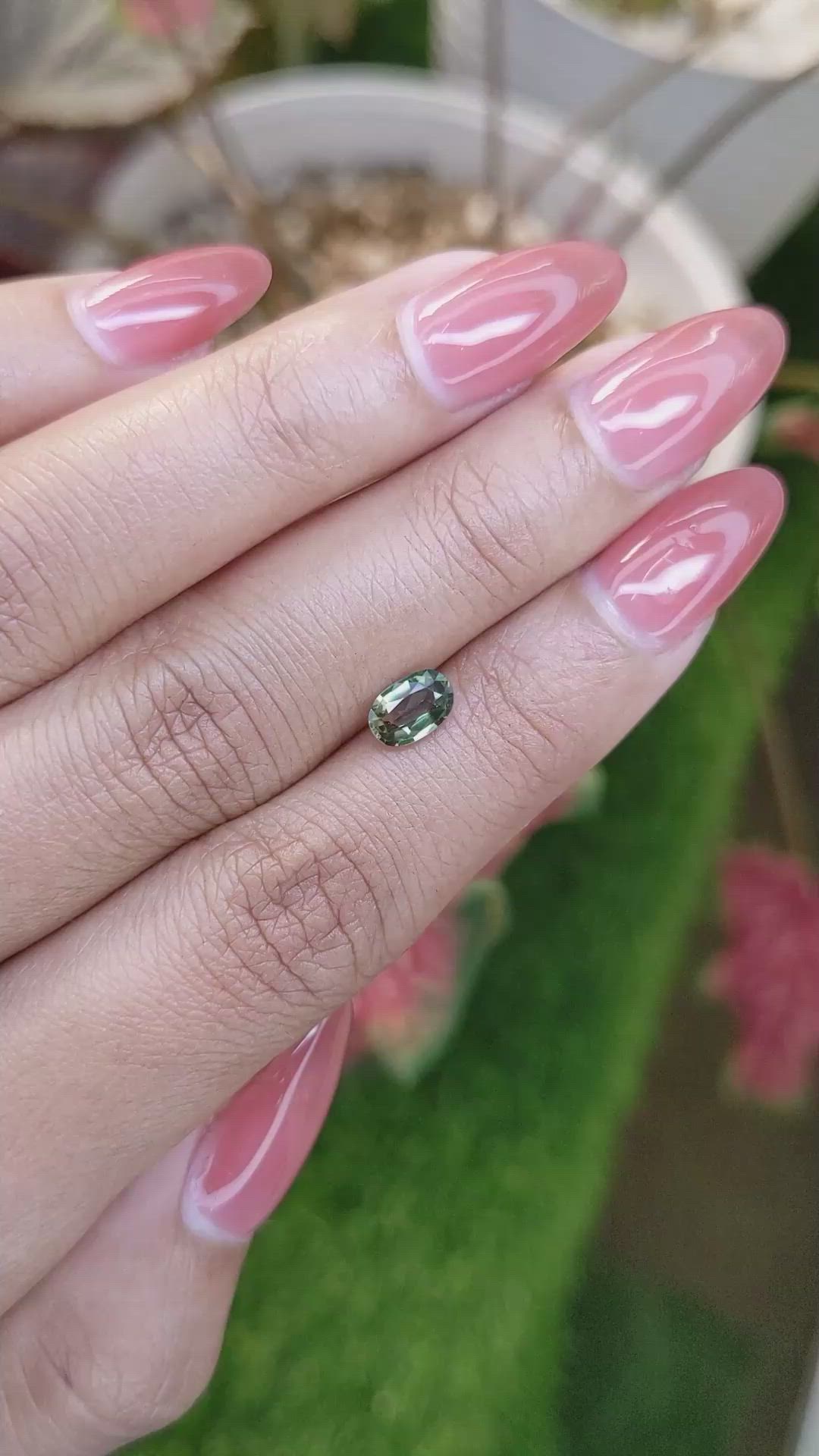 0.76 Ct. Yellowish Green Sapphire from Ceylon (Sri Lanka) Size Video