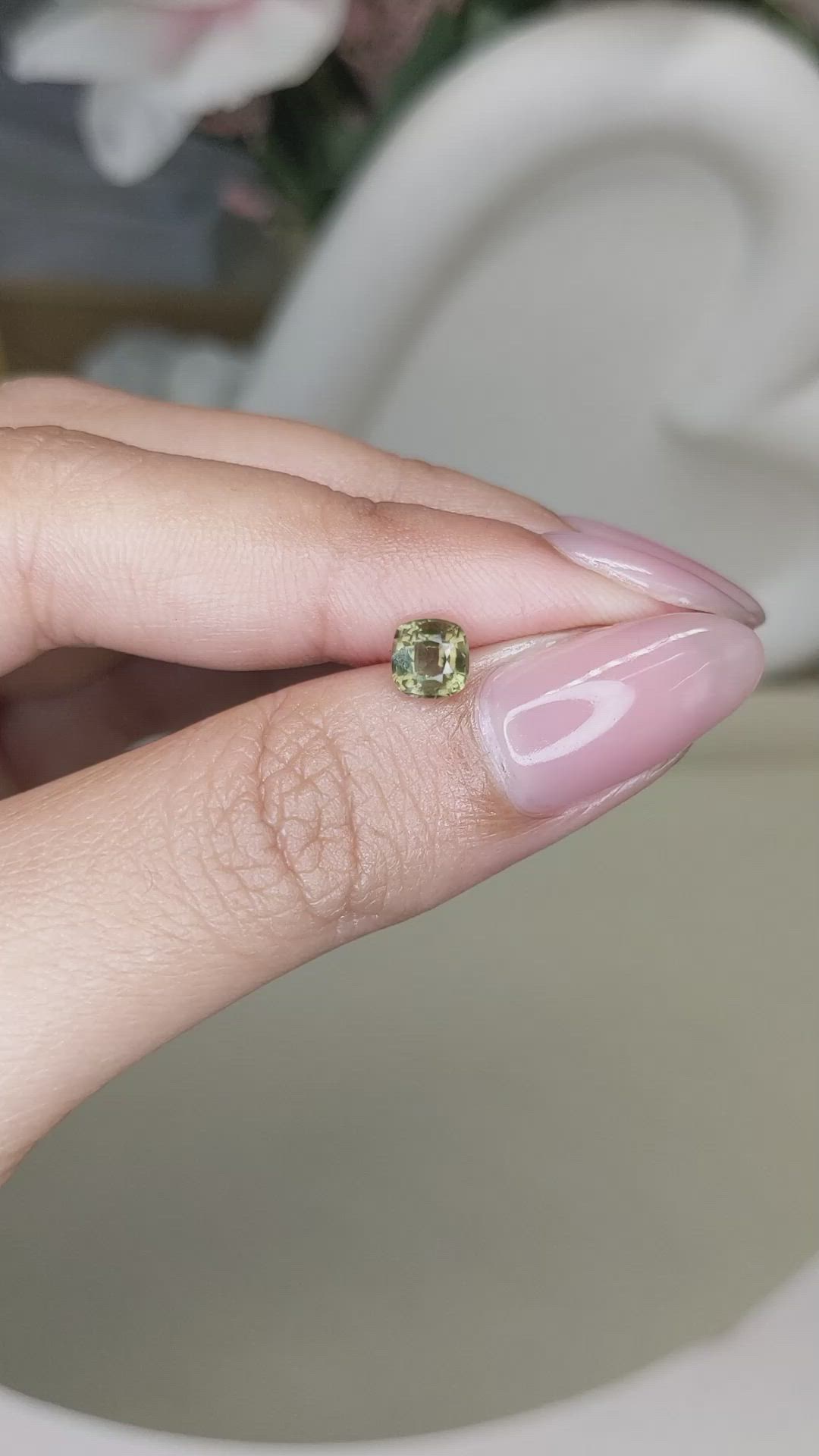 0.86 Ct. Yellowish Green Sapphire from Ceylon (Sri Lanka) Size Video