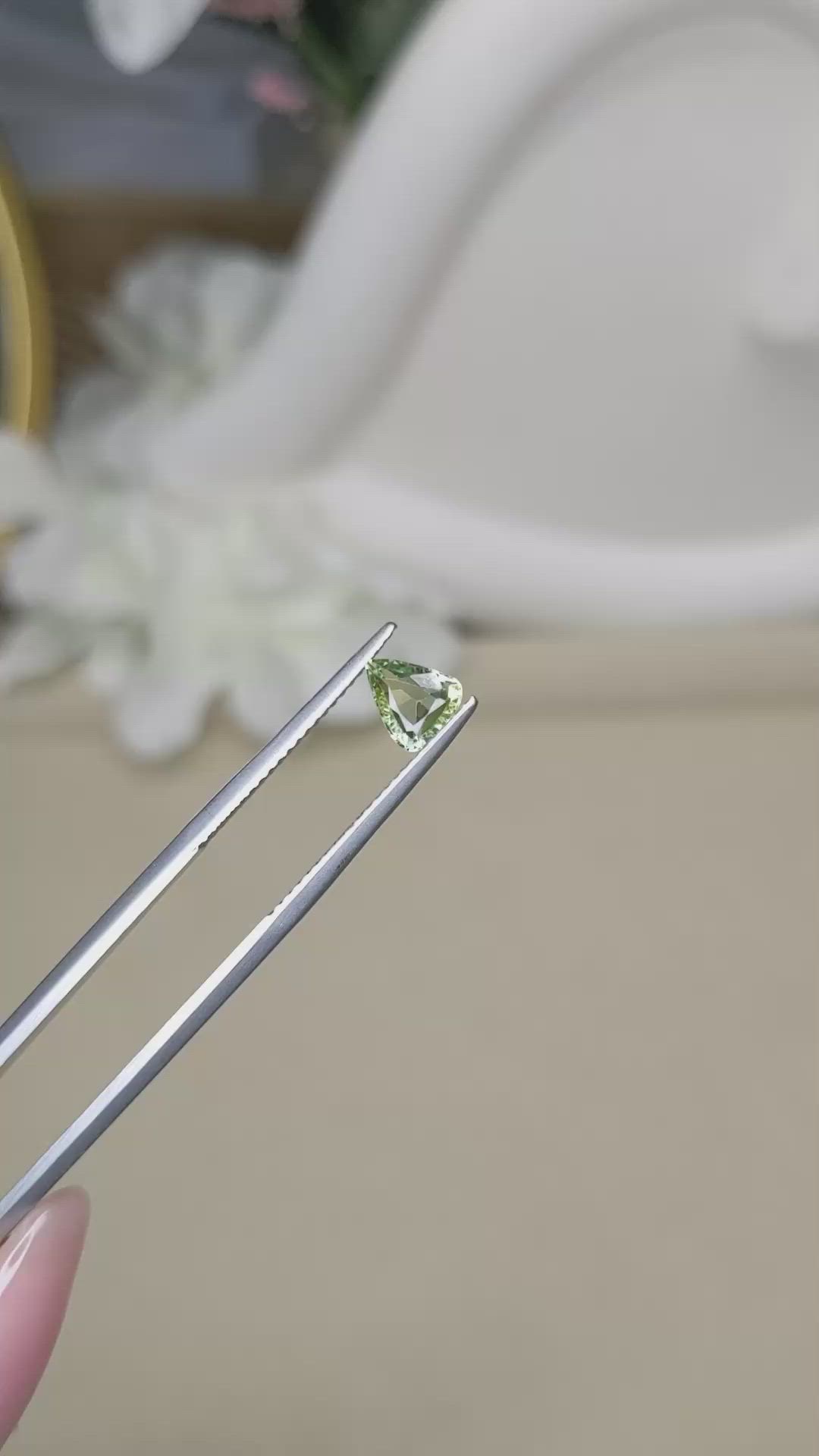 0.74 Ct. Yellowish Green Sapphire from Ceylon (Sri Lanka) Size Video