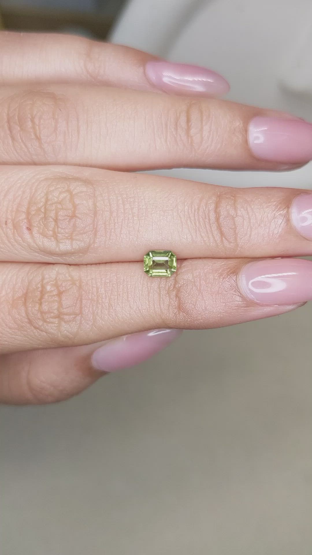 0.79 Ct. Yellowish Green Sapphire from Ceylon (Sri Lanka) Size Video