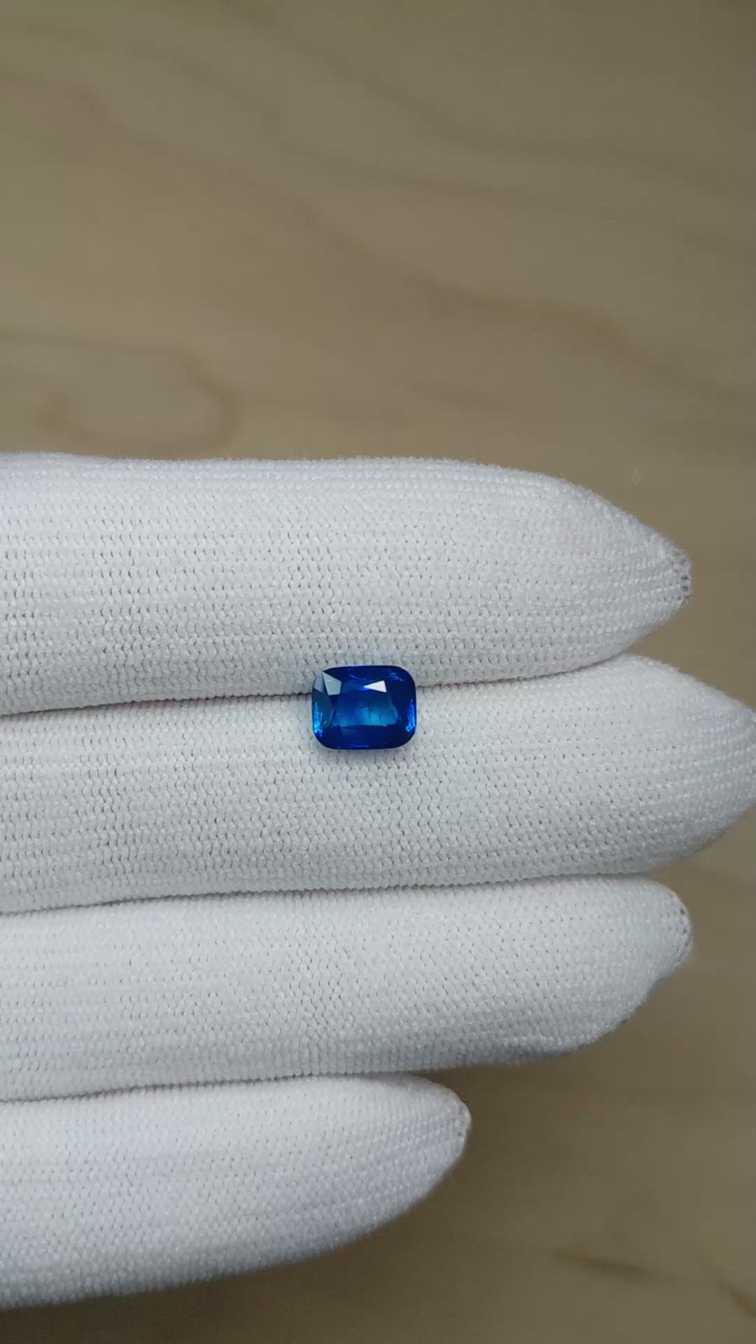 2.55 Ct. Blue Sapphire from Ceylon (Sri Lanka) Size Video