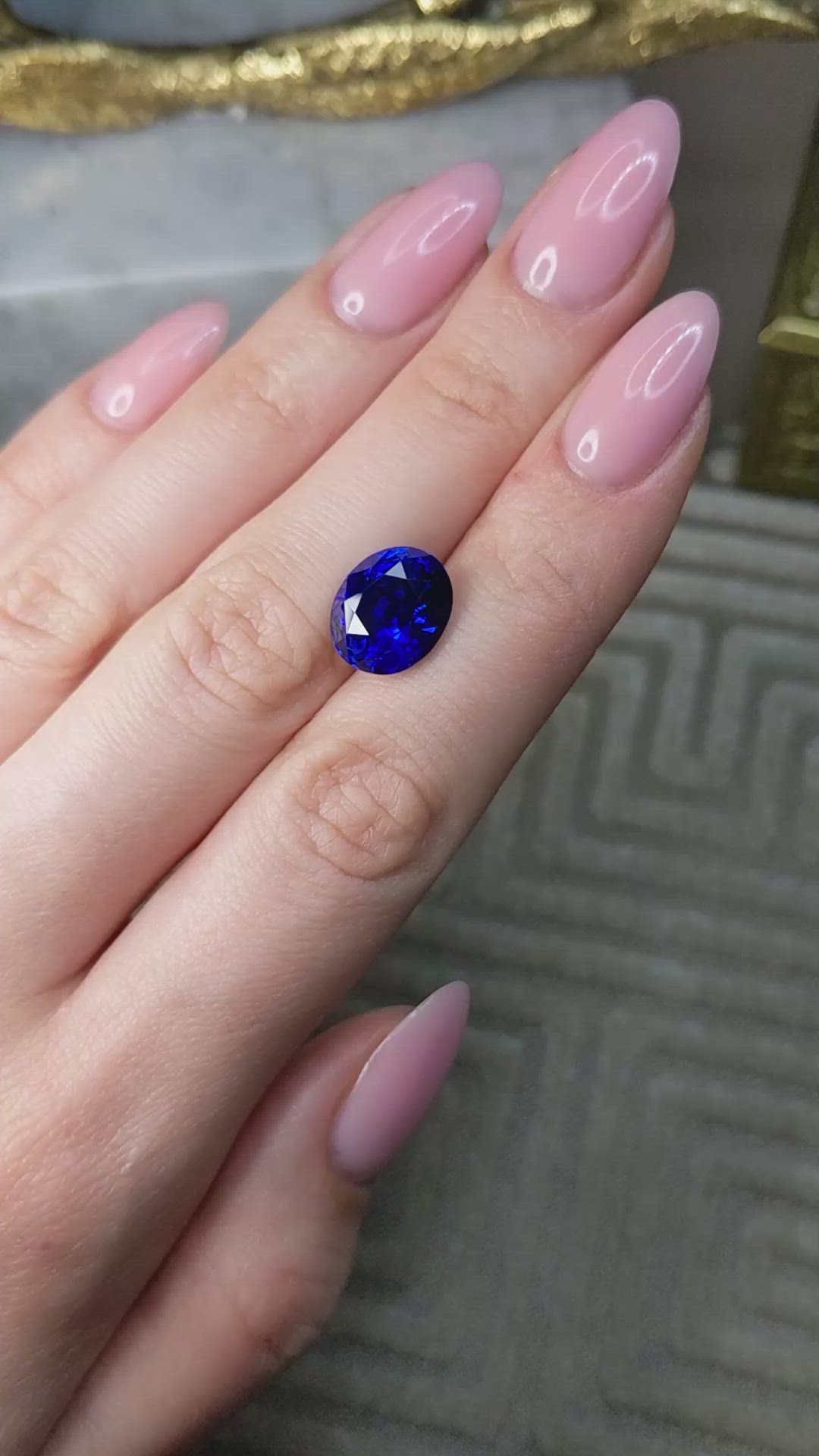 8.13 Ct. Blue Sapphire from Ceylon (Sri Lanka) Size Video
