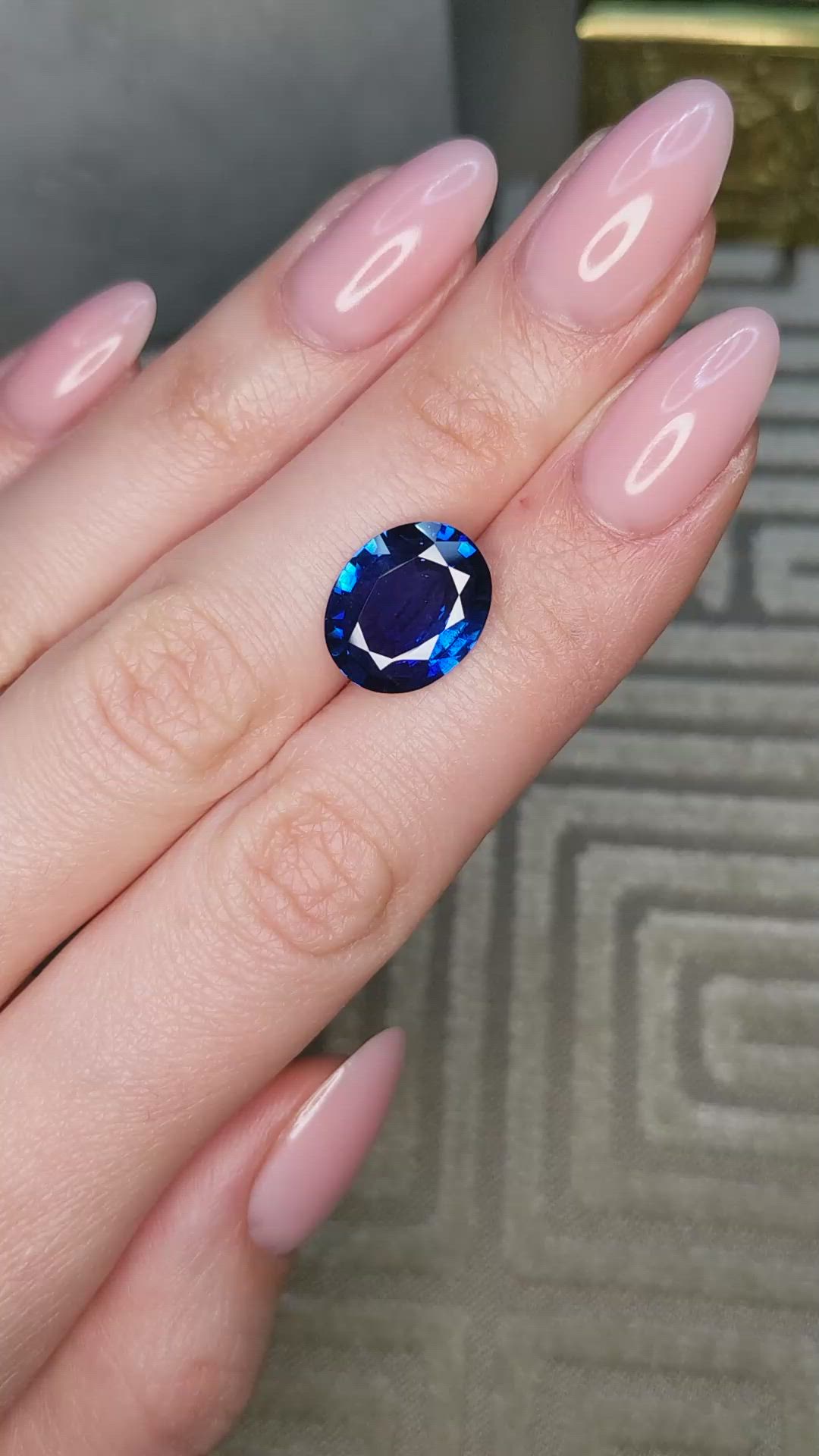 7.19 Ct. Blue Sapphire from Ceylon (Sri Lanka) Size Video