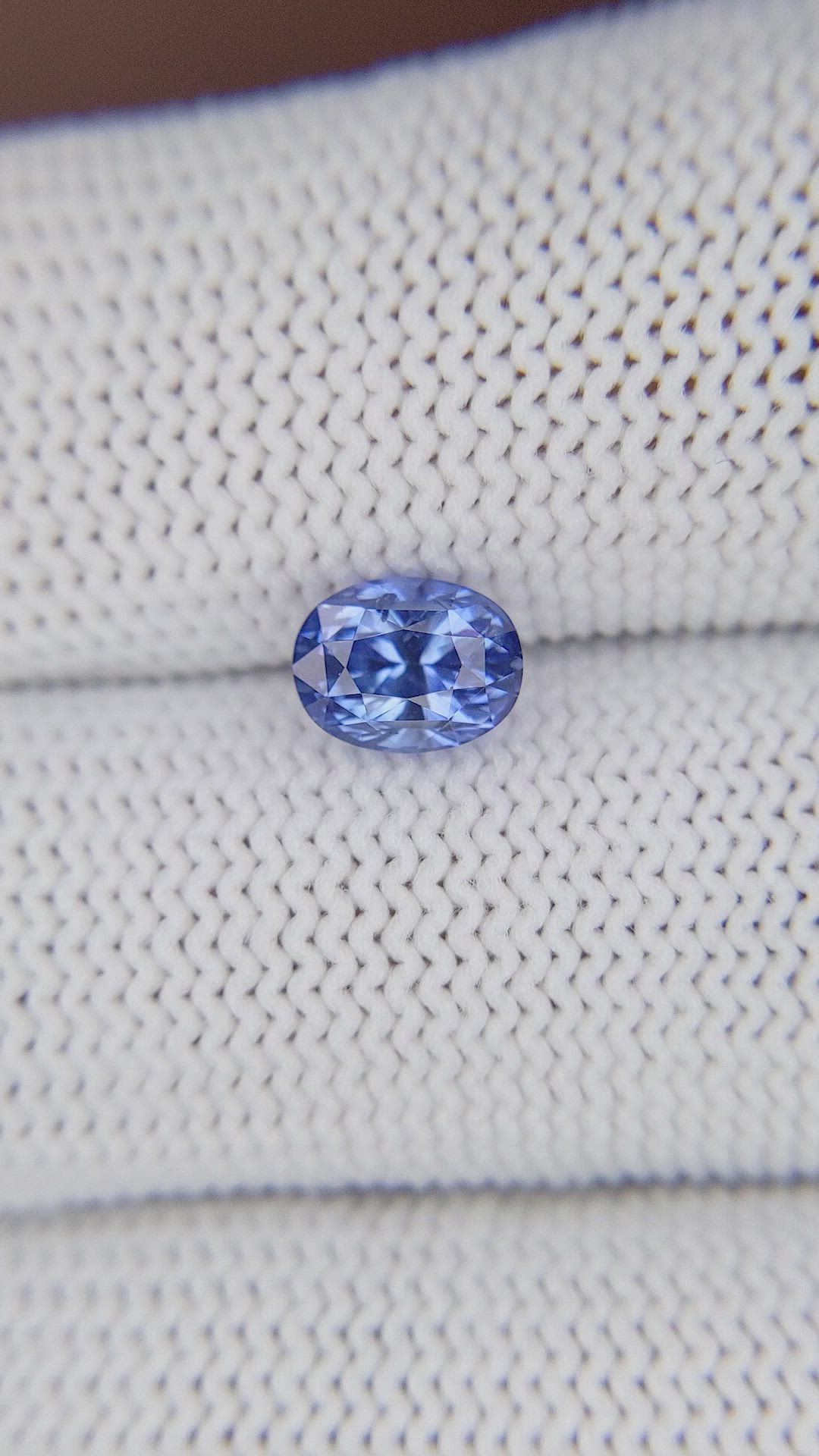 1.52 Ct. Blue Sapphire from Ceylon (Sri Lanka) Size Video