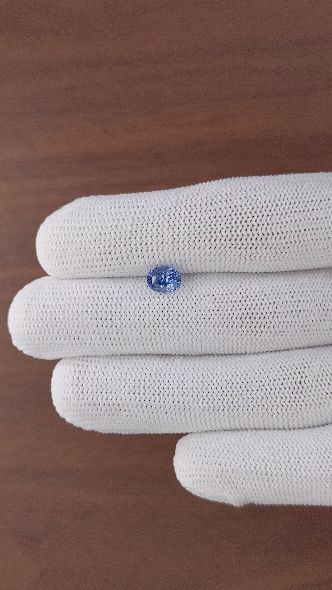 1.52 Ct. Blue Sapphire from Ceylon (Sri Lanka) Size Video